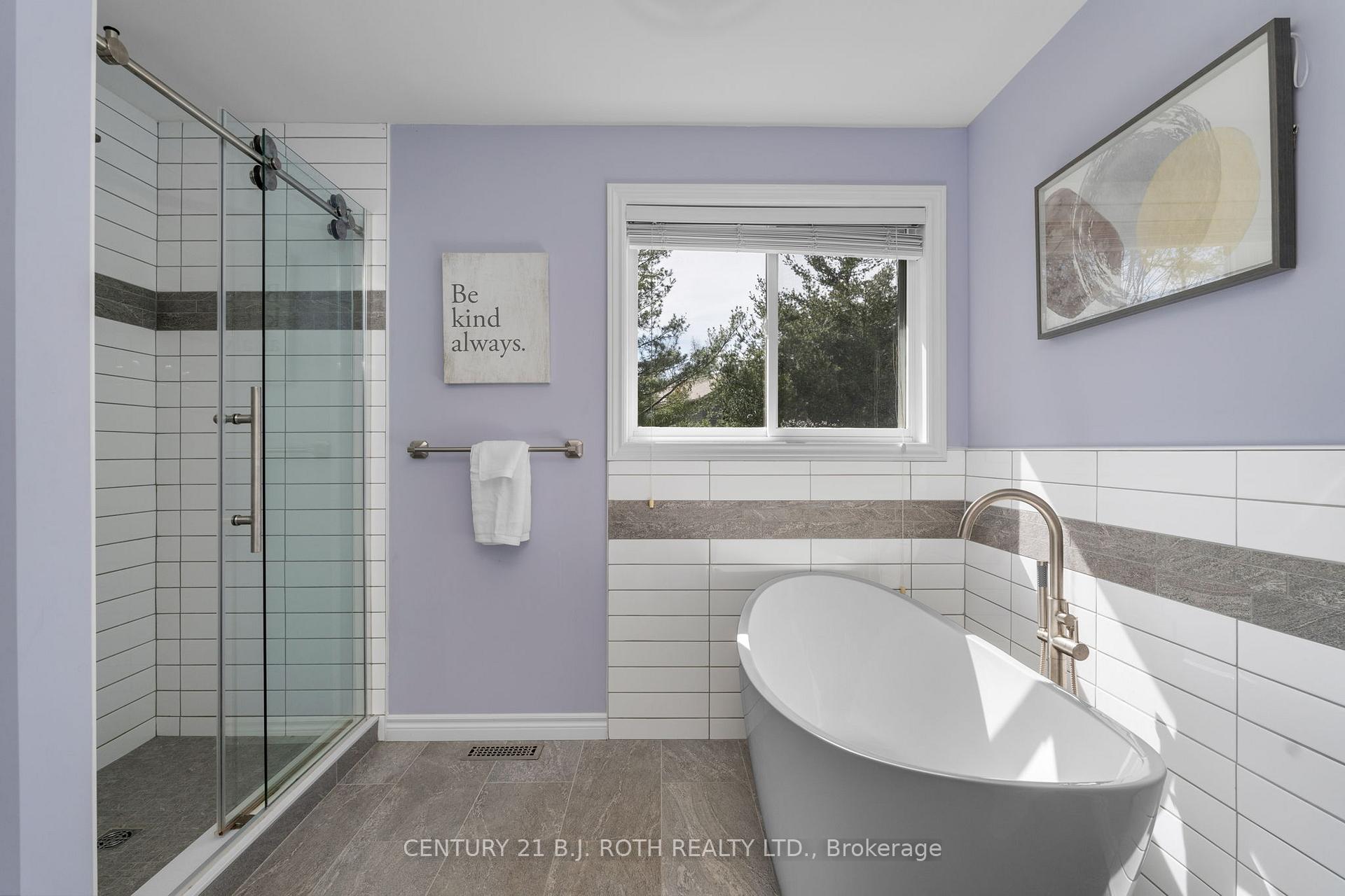 Photo 20 of 68 Davenport Drive, Springwater, Hillsdale — HOMEH