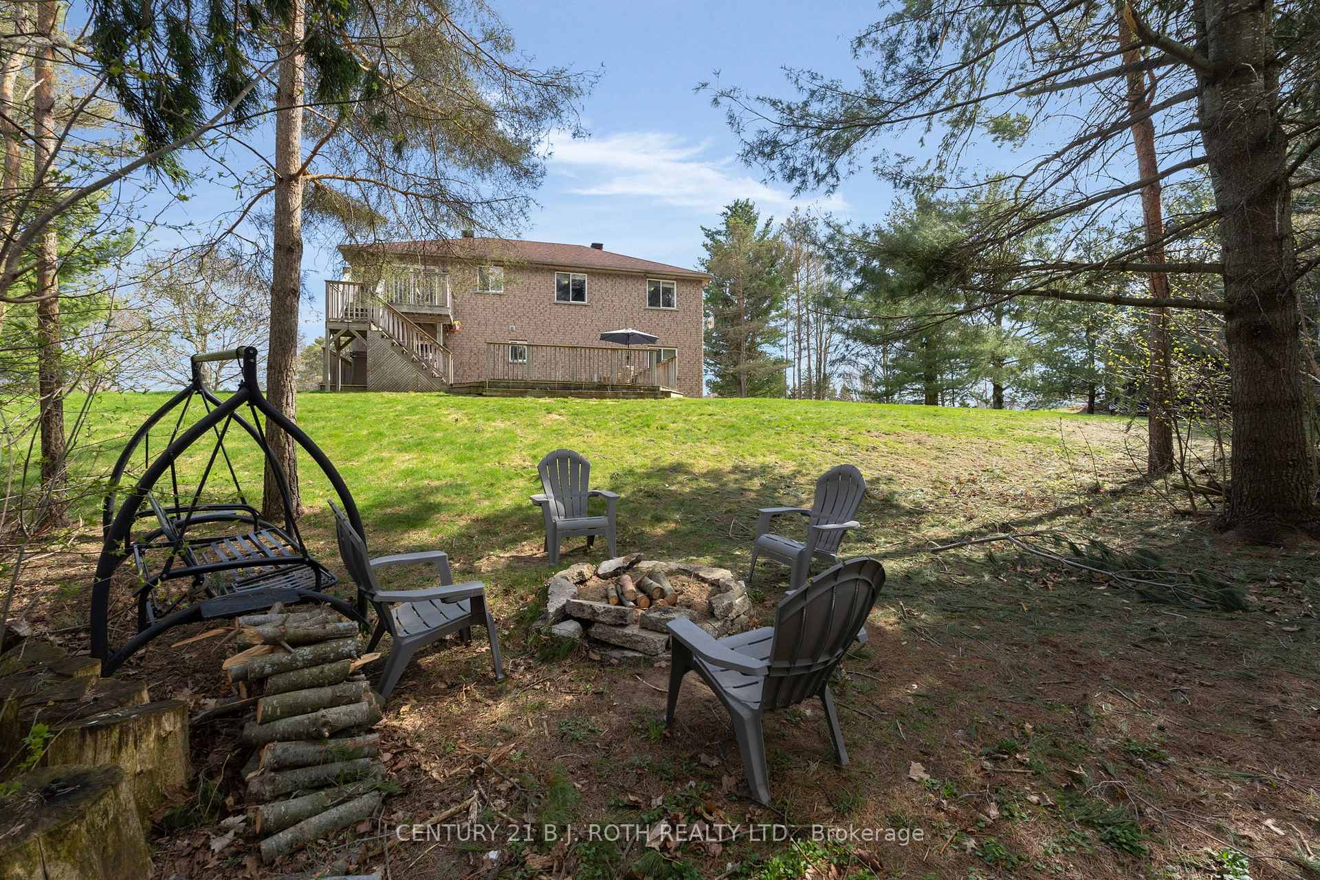 Photo 36 of 68 Davenport Drive, Springwater, Hillsdale — HOMEH