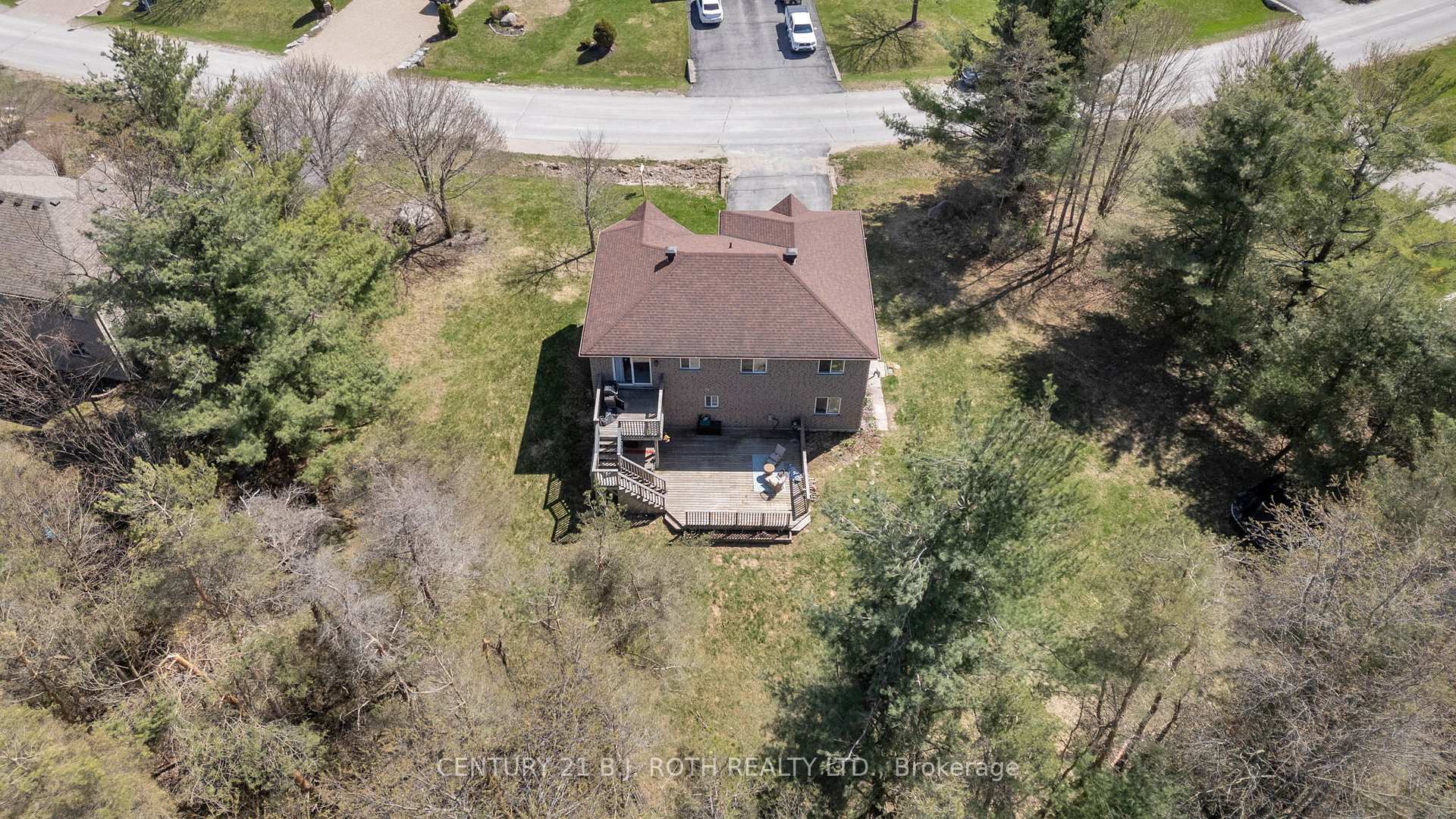 Photo 39 of 68 Davenport Drive, Springwater, Hillsdale — HOMEH