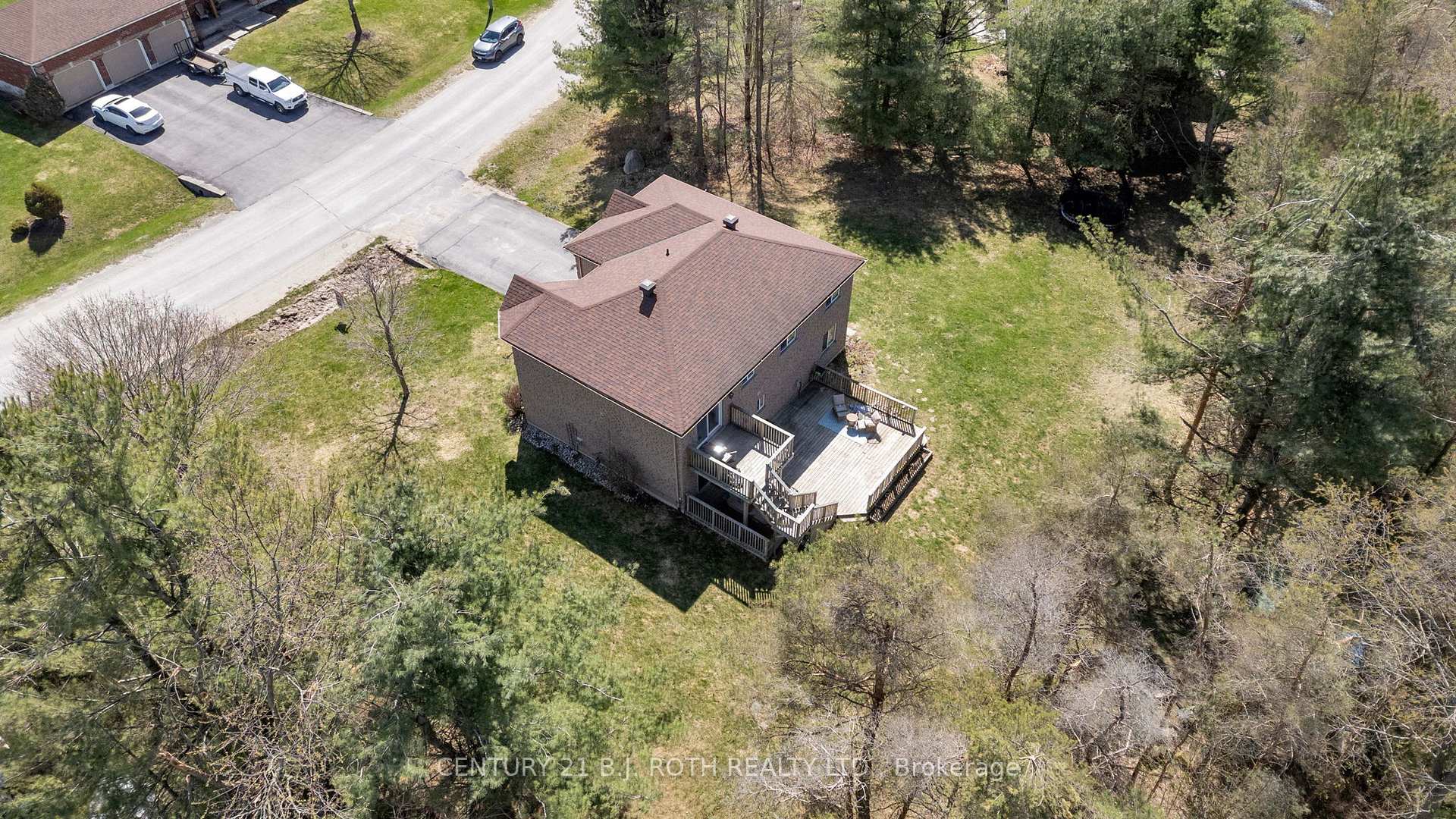 Photo 42 of 68 Davenport Drive, Springwater, Hillsdale — HOMEH