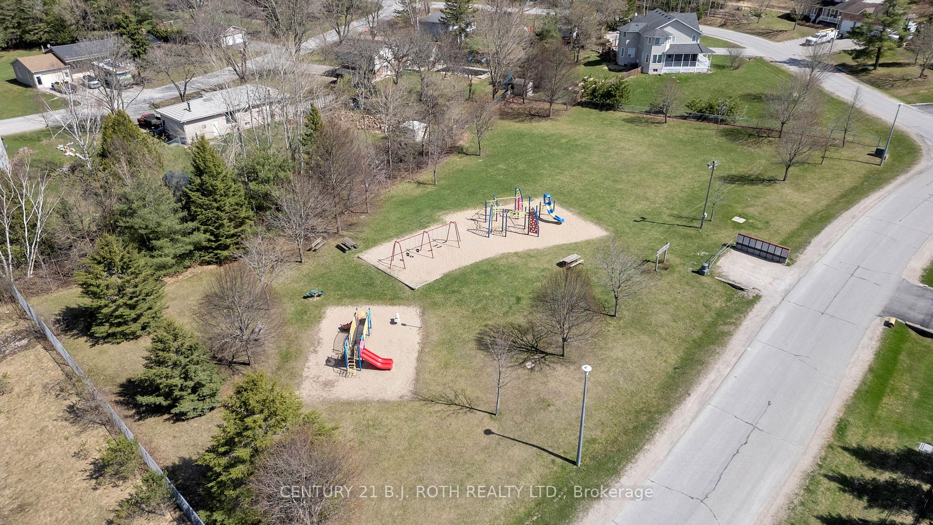 Photo 45 of 68 Davenport Drive, Springwater, Hillsdale — HOMEH
