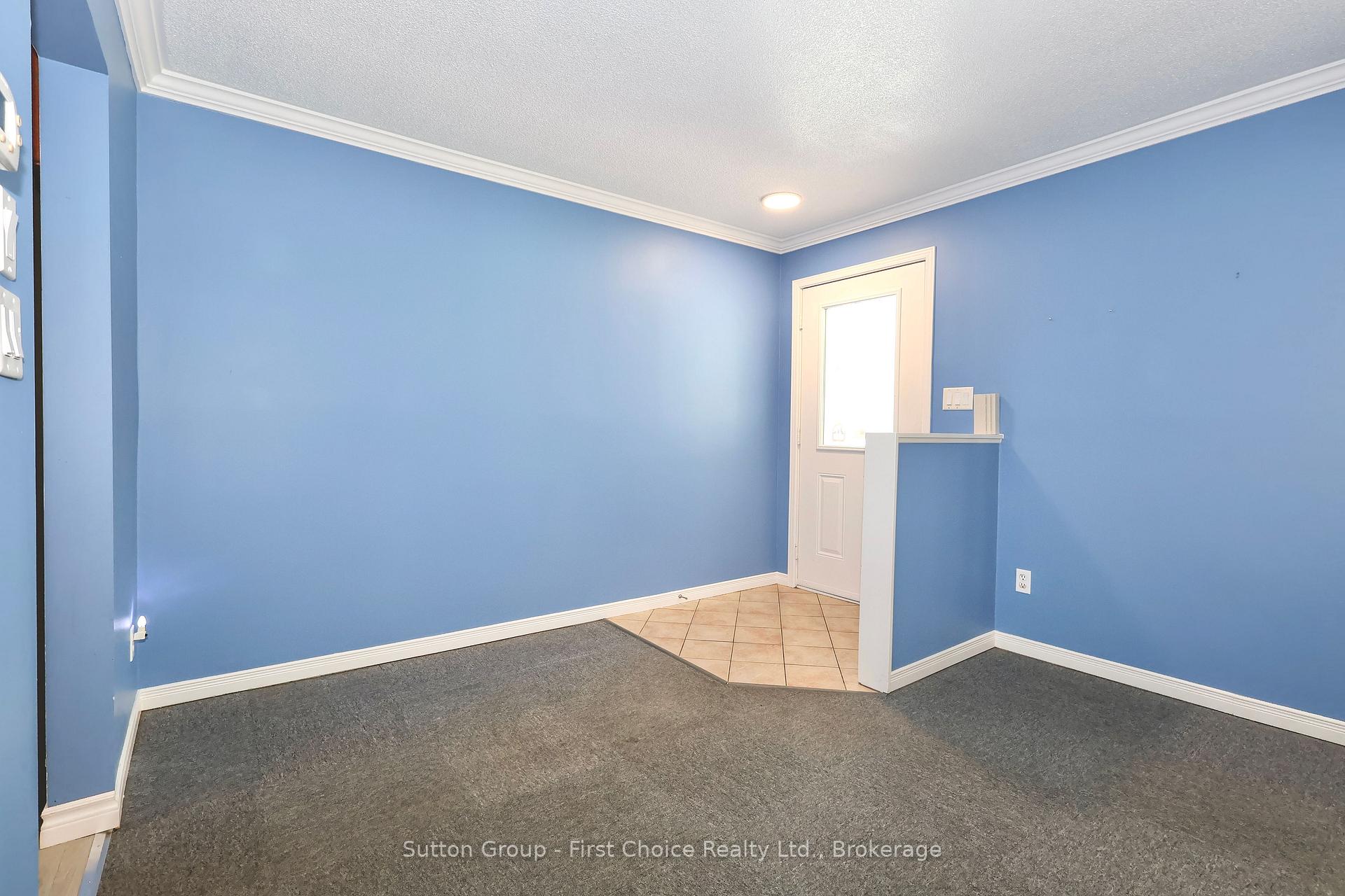 Photo 7 of 39 Portia Boulevard, Stratford — HOMEH
