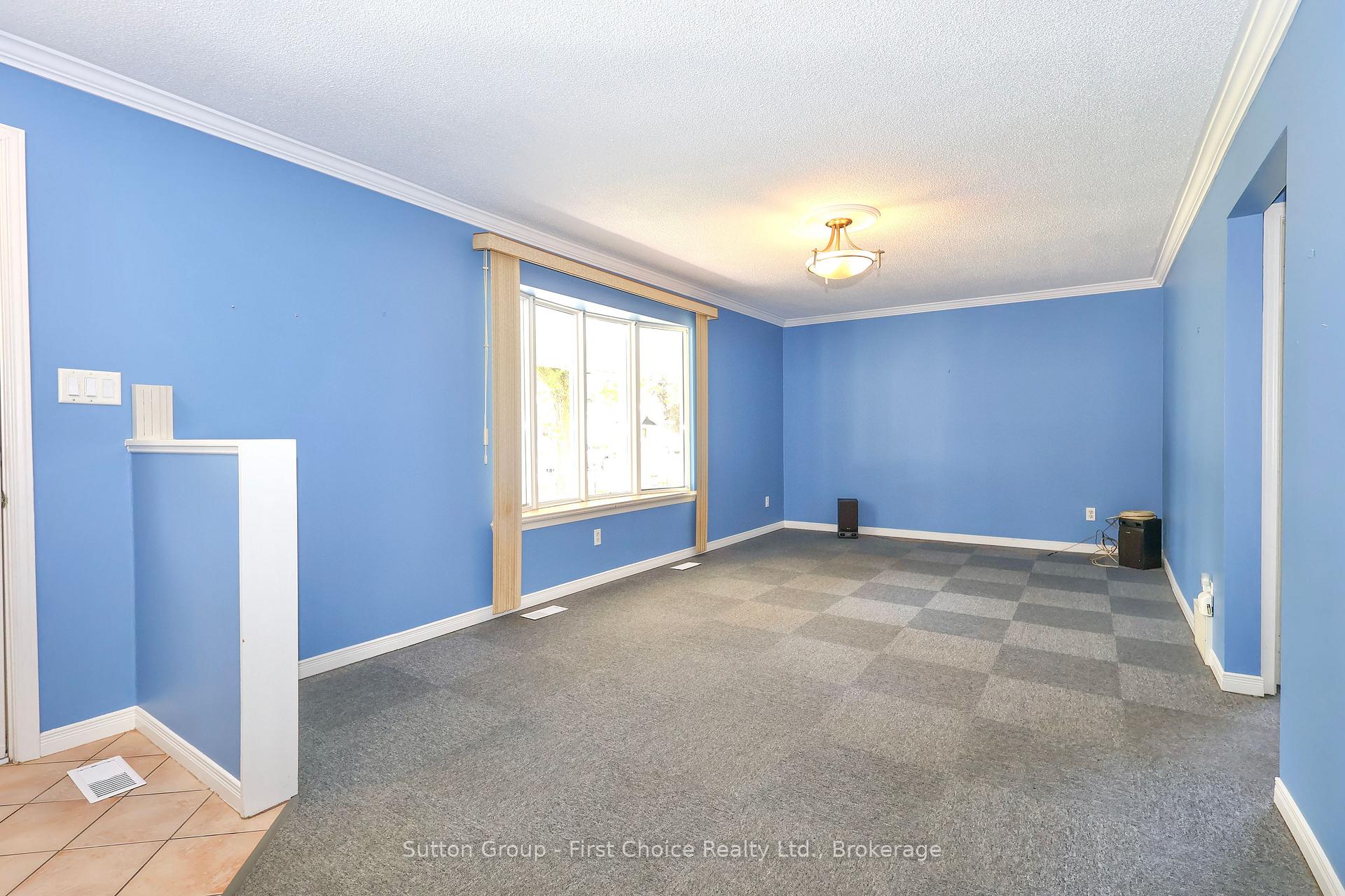 Photo 9 of 39 Portia Boulevard, Stratford — HOMEH