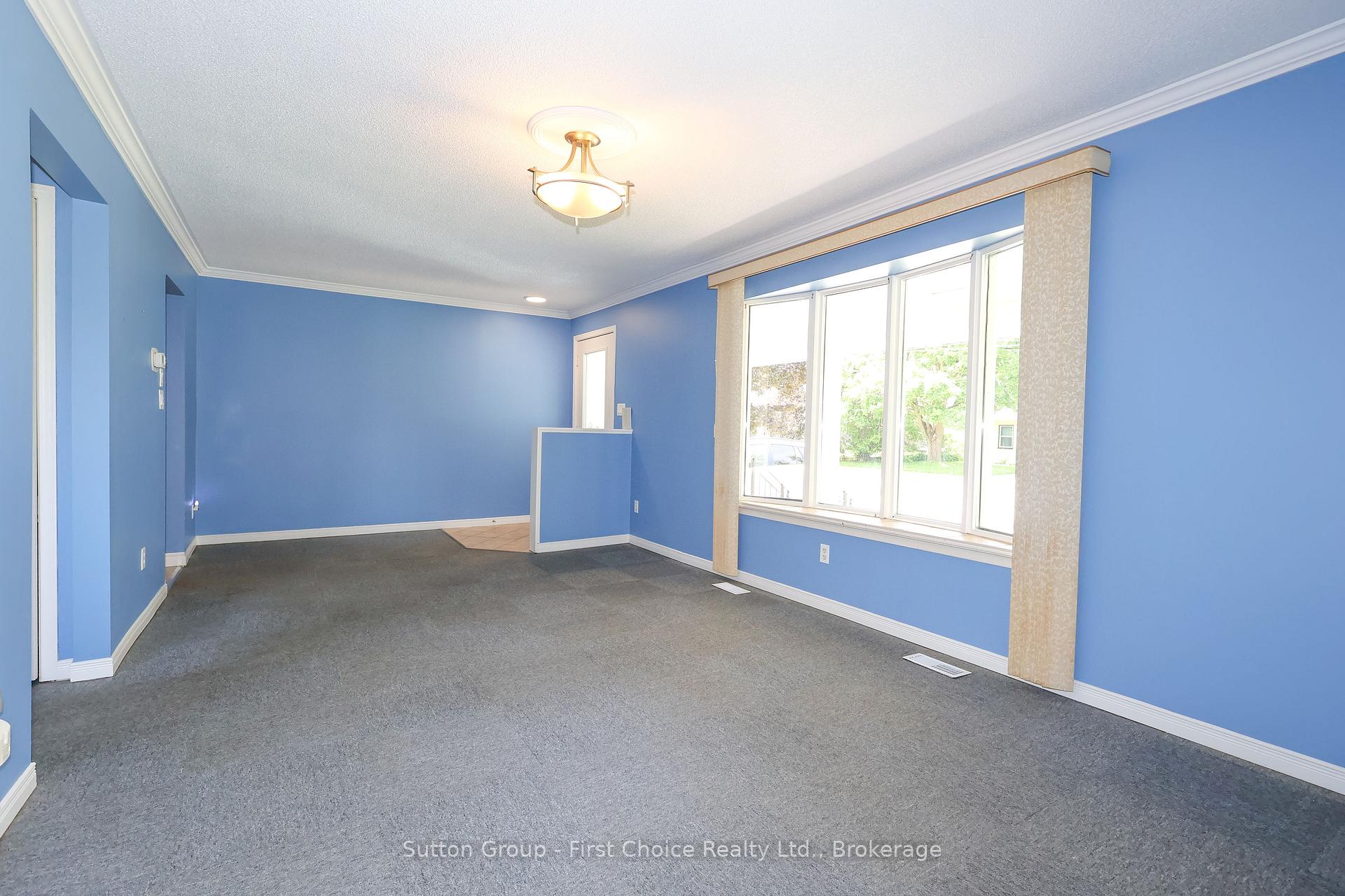 Photo 10 of 39 Portia Boulevard, Stratford — HOMEH