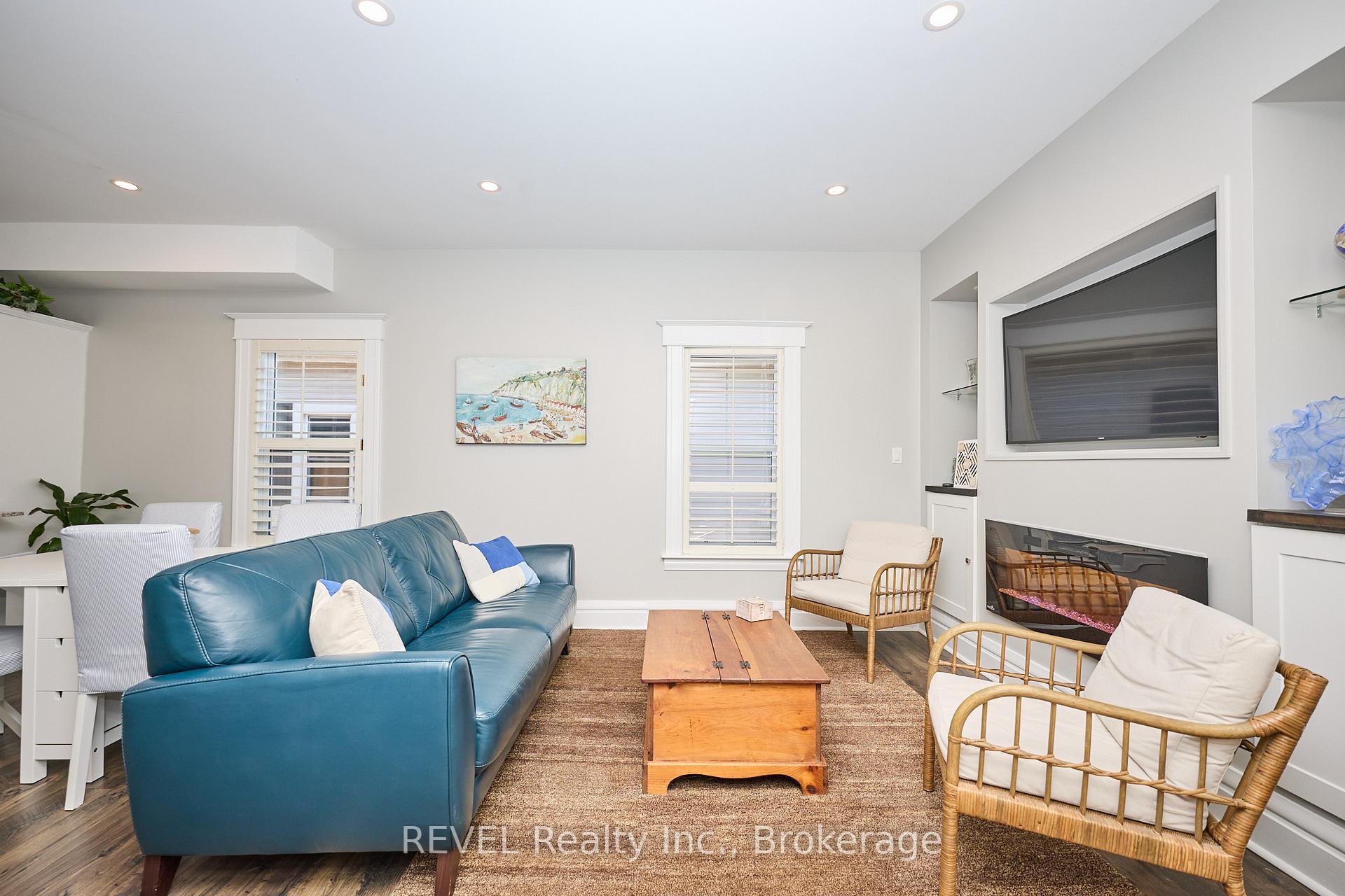 Photo 7 of 146 Main Street, St. Catharines, Port Dalhousie — HOMEH