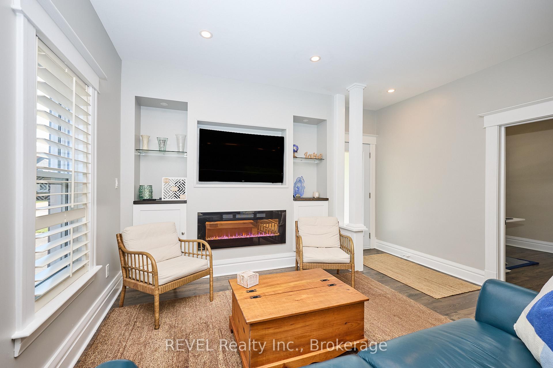 Photo 10 of 146 Main Street, St. Catharines, Port Dalhousie — HOMEH