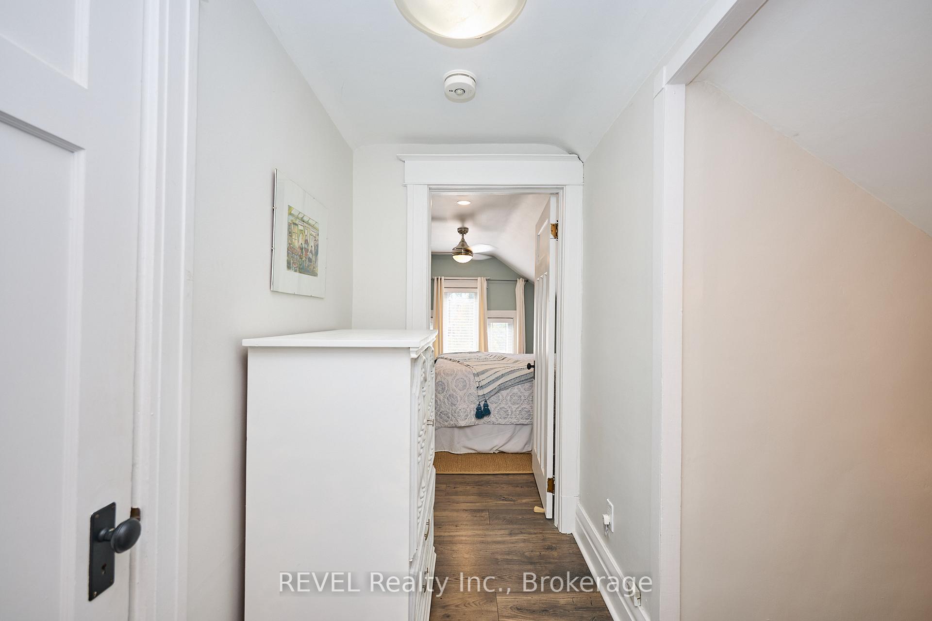 Photo 24 of 146 Main Street, St. Catharines, Port Dalhousie — HOMEH