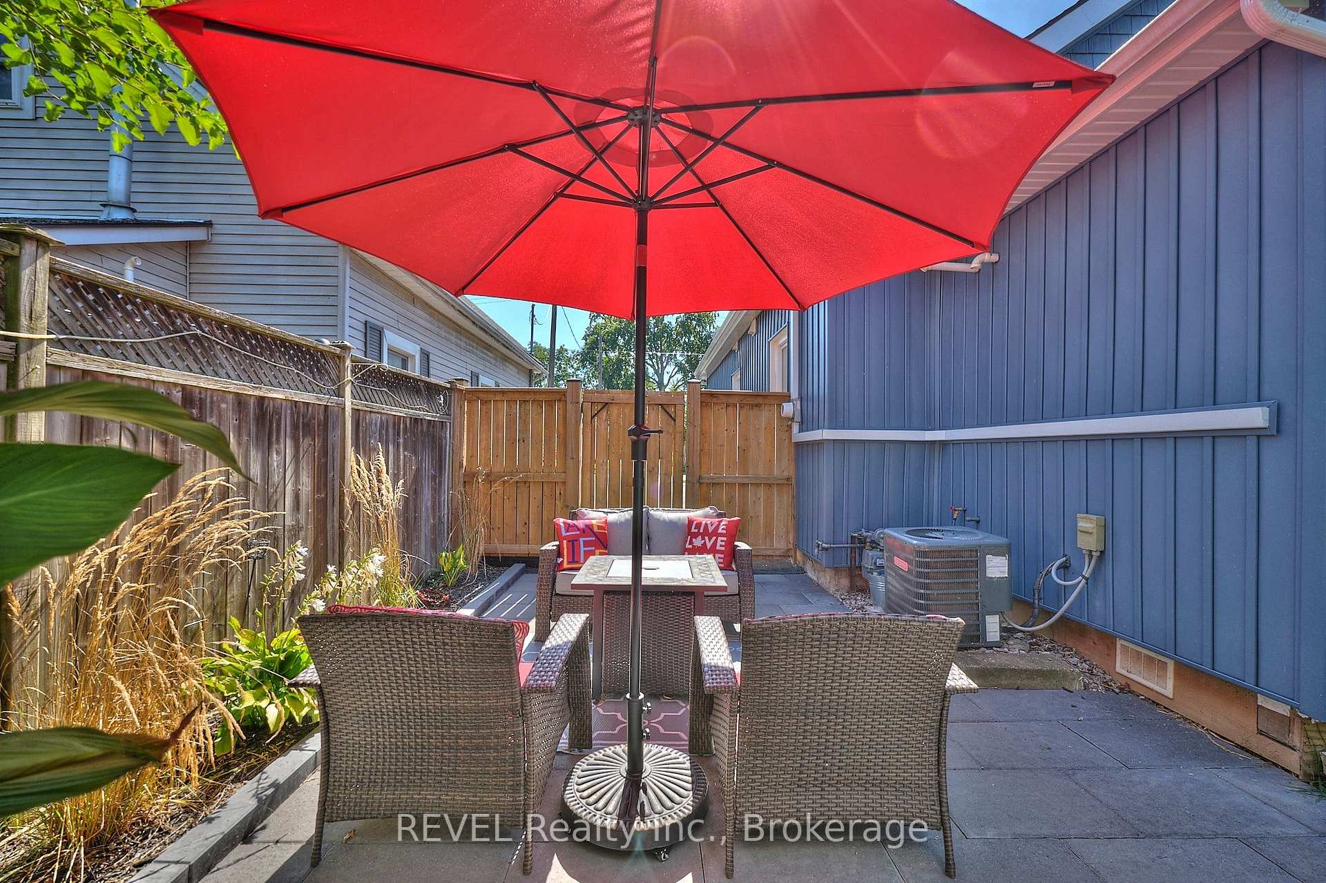 Photo 31 of 146 Main Street, St. Catharines, Port Dalhousie — HOMEH