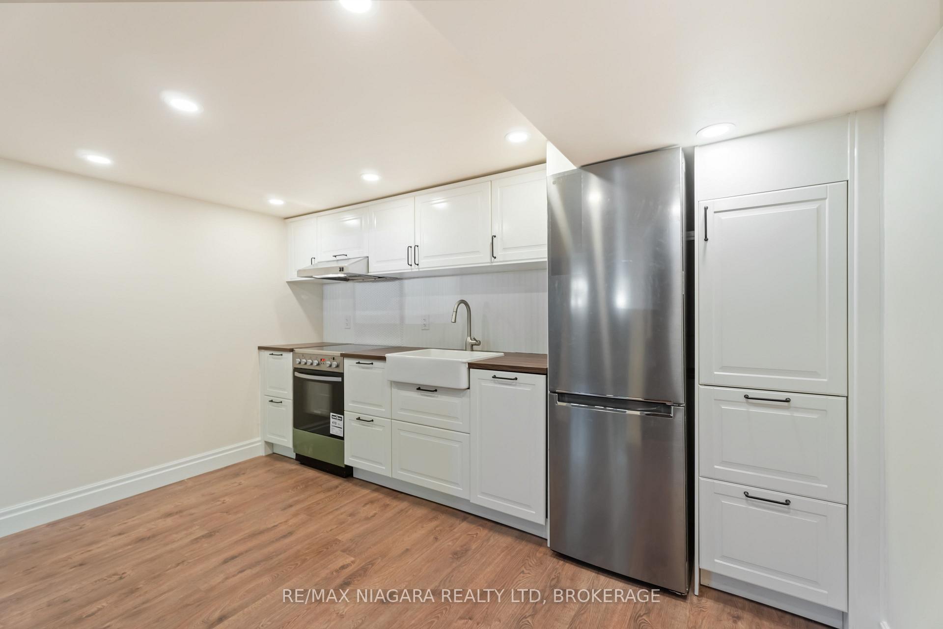 Photo 10 of 89 Bayview Drive, St. Catharines, Port Dalhousie — HOMEH