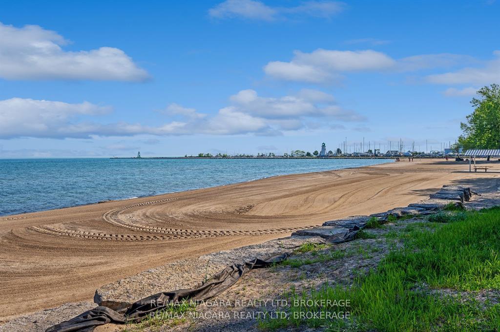 Photo 17 of 89 Bayview Drive, St. Catharines, Port Dalhousie — HOMEH
