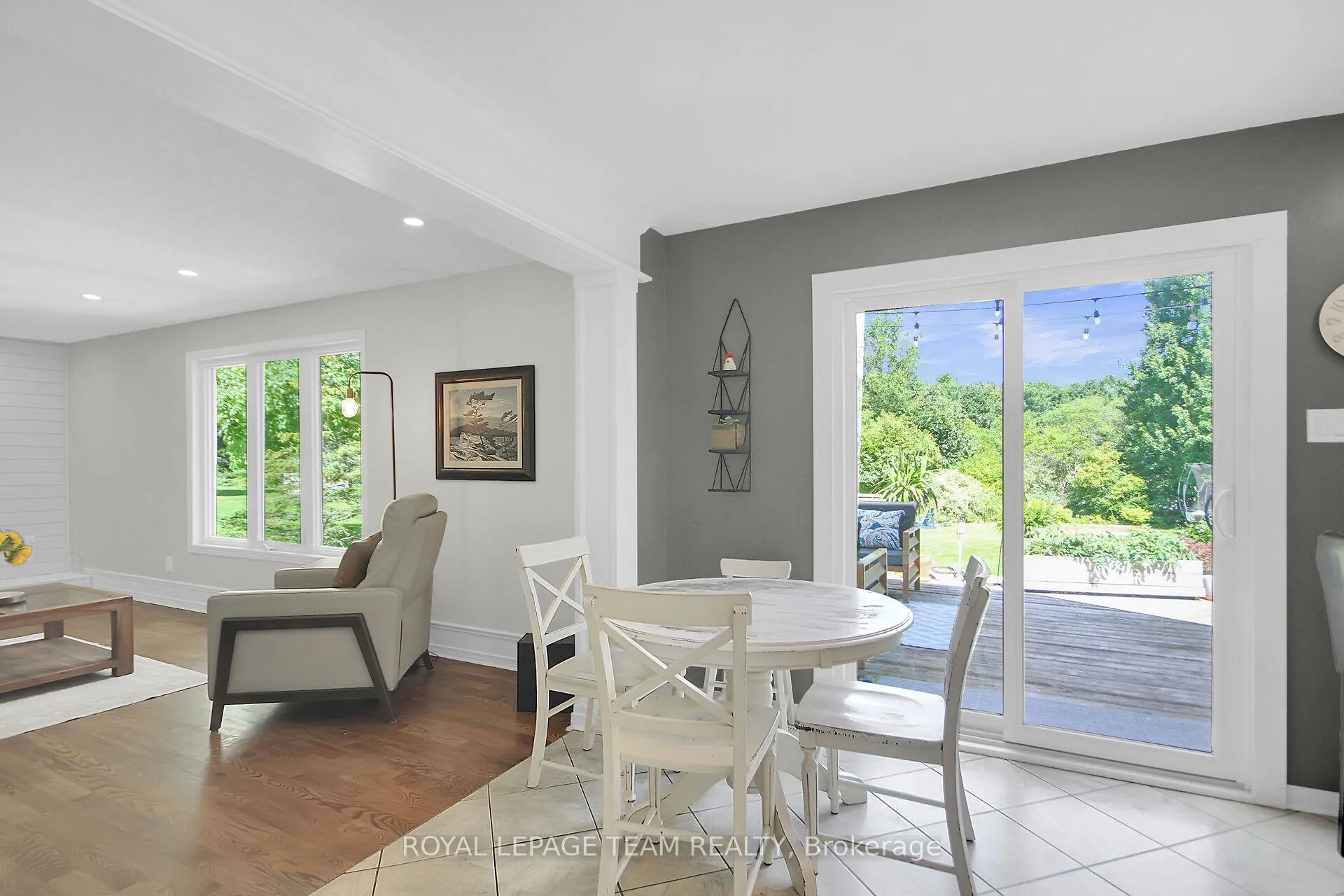 Photo 18 of 7117 Quinnfield Way, Ottawa, Greely — HOMEH