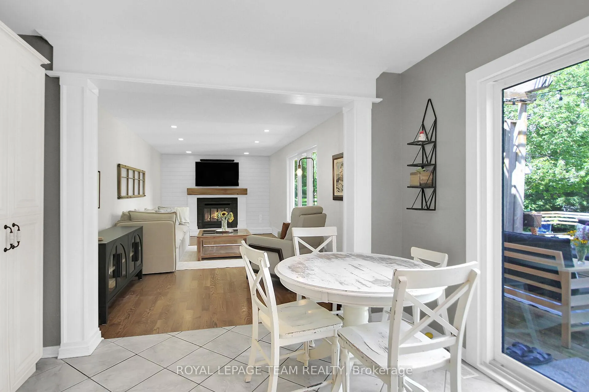 Photo 19 of 7117 Quinnfield Way, Ottawa, Greely — HOMEH