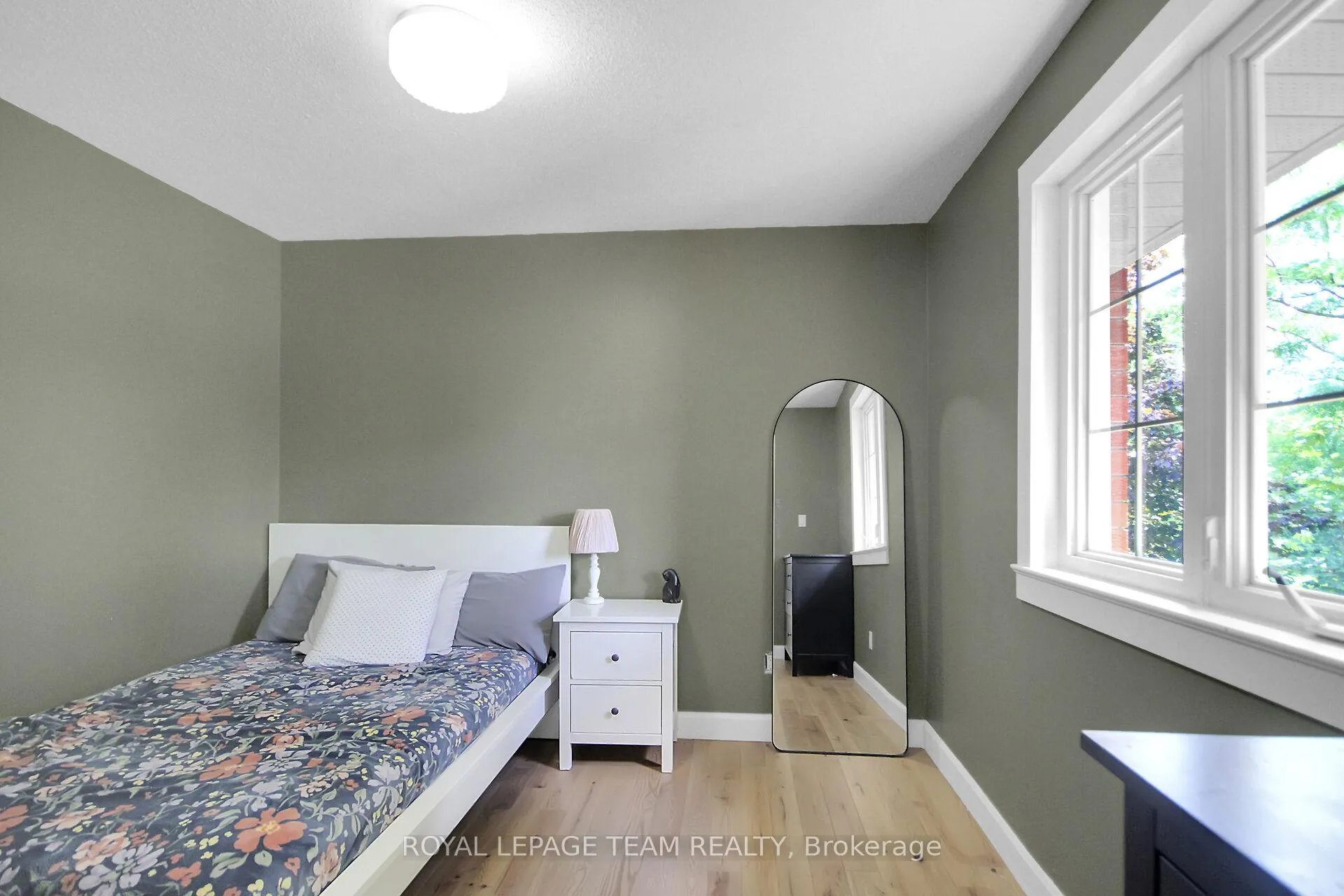Photo 32 of 7117 Quinnfield Way, Ottawa, Greely — HOMEH