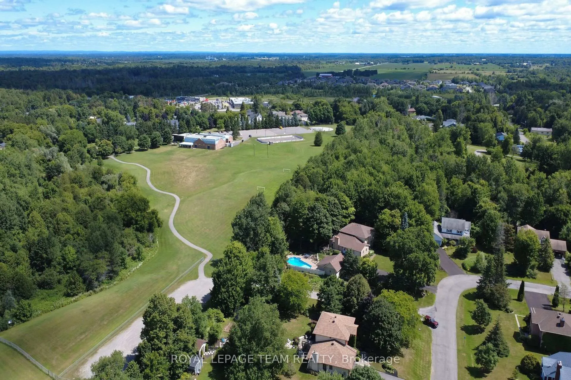Photo 40 of 7117 Quinnfield Way, Ottawa, Greely — HOMEH