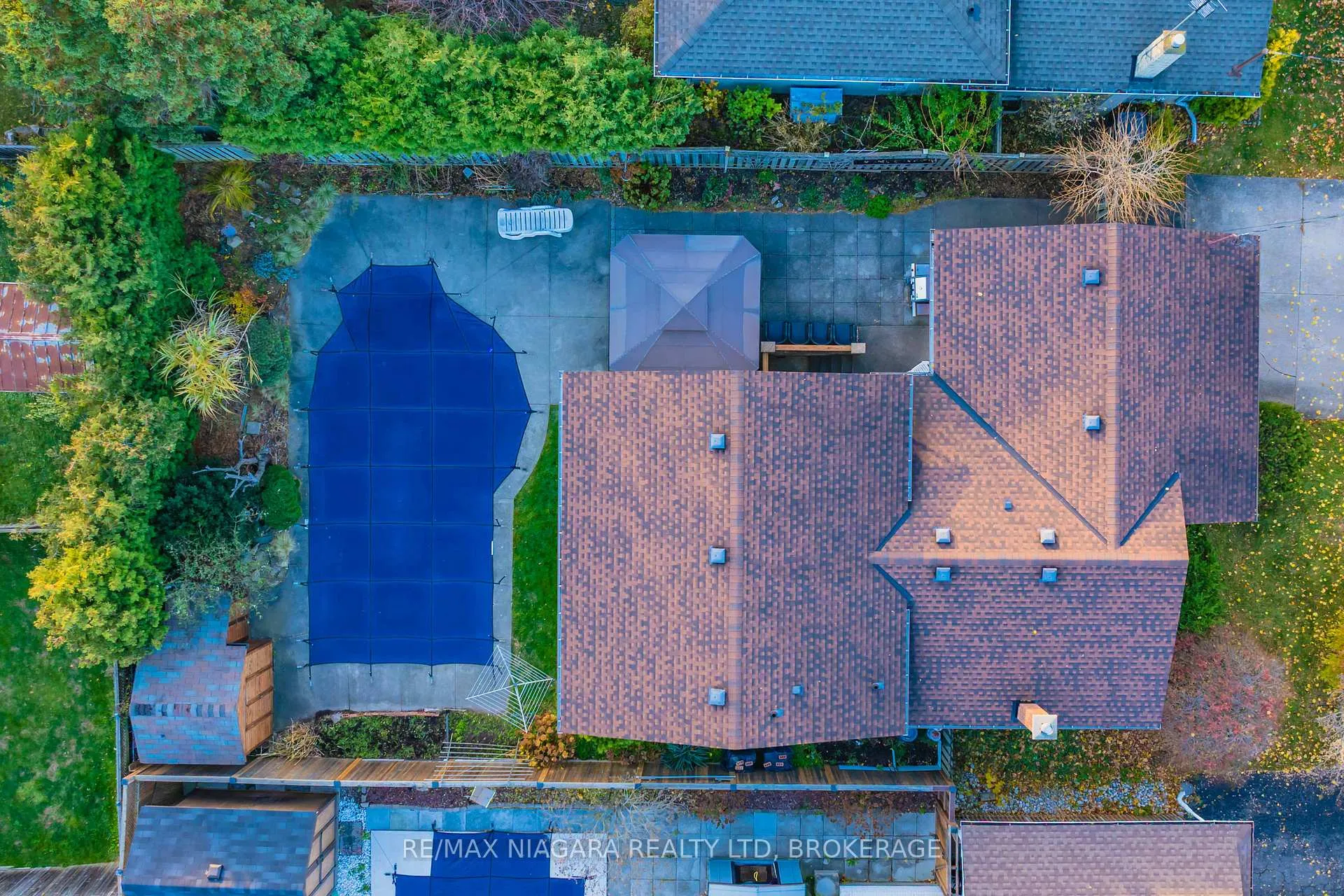 Photo 41 of 5 Rene Lane, St. Catharines, Secord Woods — HOMEH