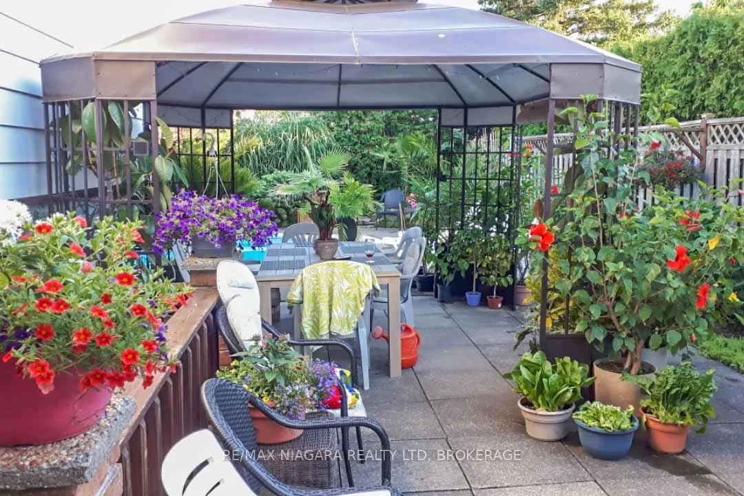 Photo 47 of 5 Rene Lane, St. Catharines, Secord Woods — HOMEH