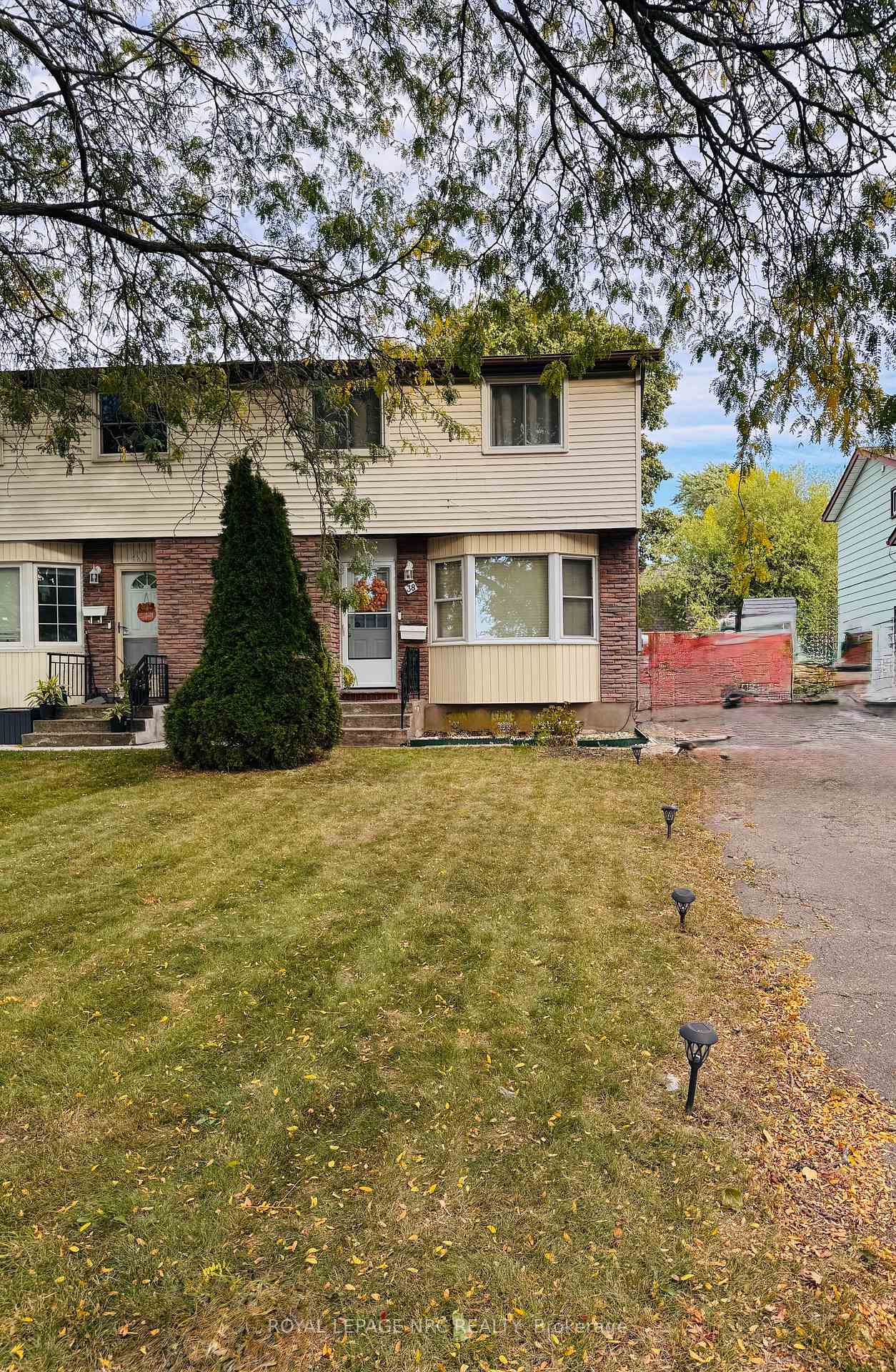 Photo 1 of 38 Lafayette Drive, St. Catharines, Lakeport — HOMEH