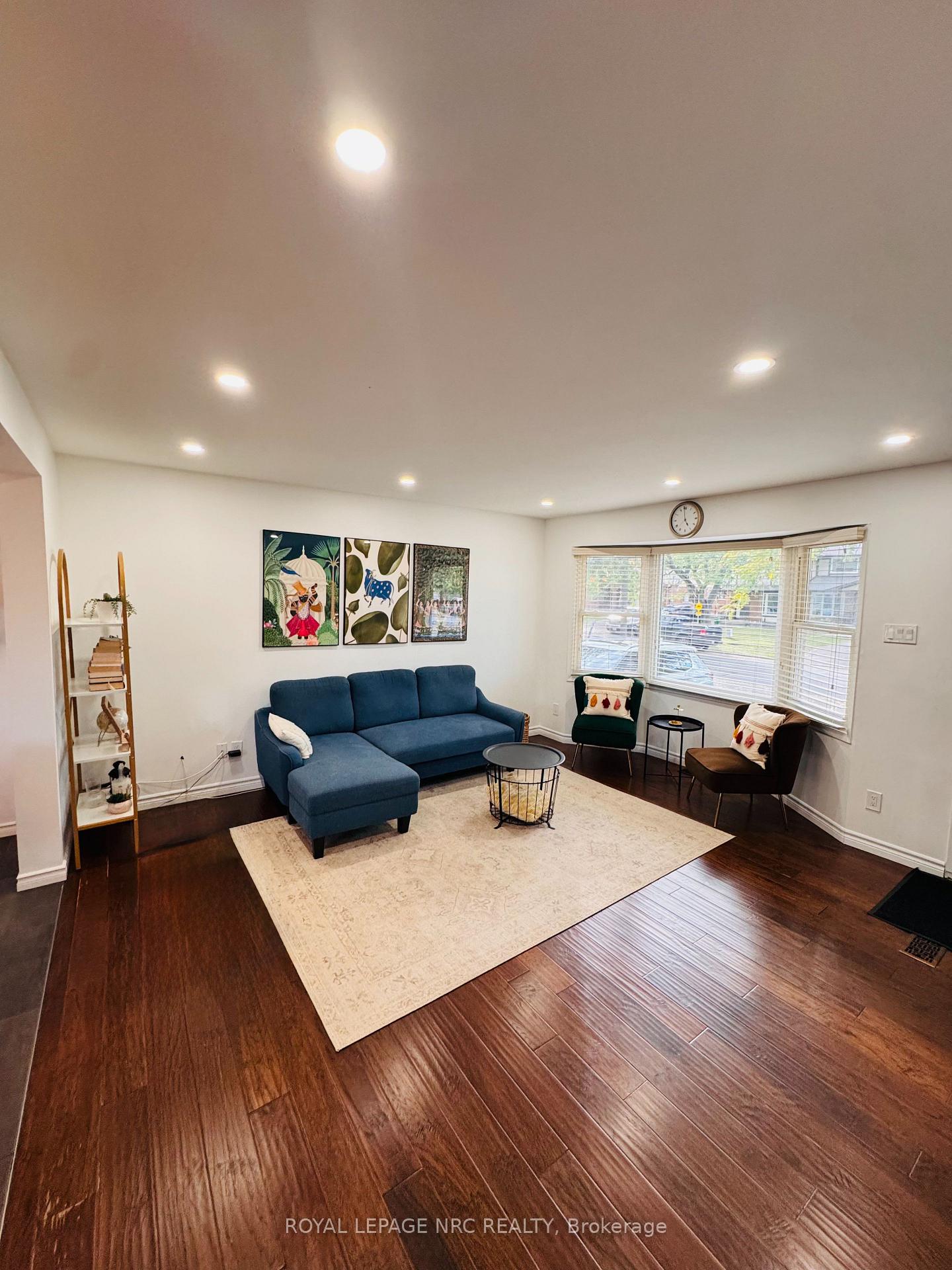 Photo 8 of 38 Lafayette Drive, St. Catharines, Lakeport — HOMEH