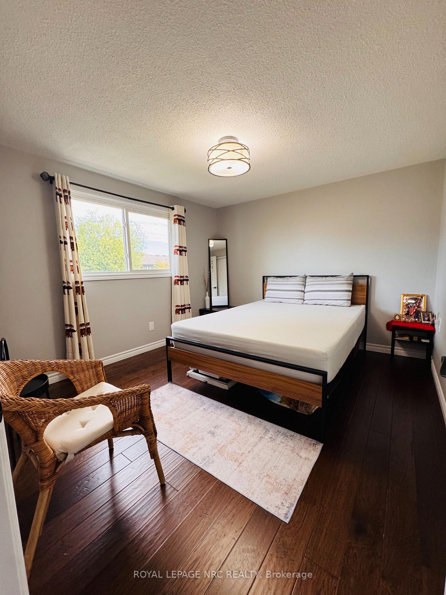 Photo 16 of 38 Lafayette Drive, St. Catharines, Lakeport — HOMEH