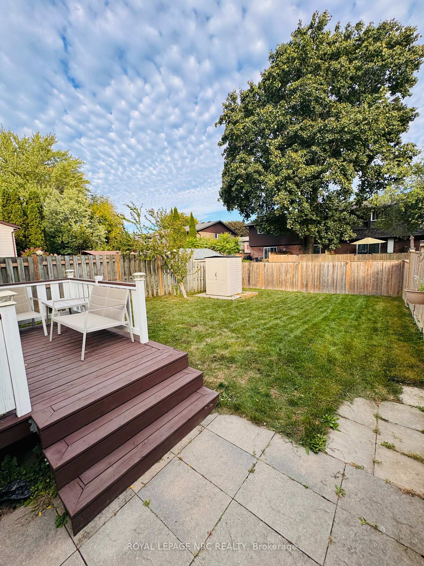 Photo 23 of 38 Lafayette Drive, St. Catharines, Lakeport — HOMEH