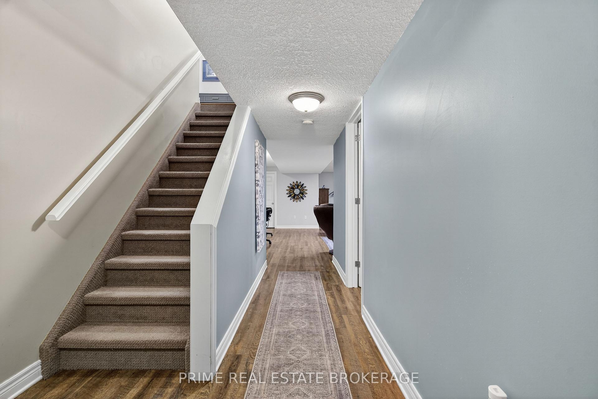 Photo 25 of 15 Harrington Crescent, St. Thomas — HOMEH