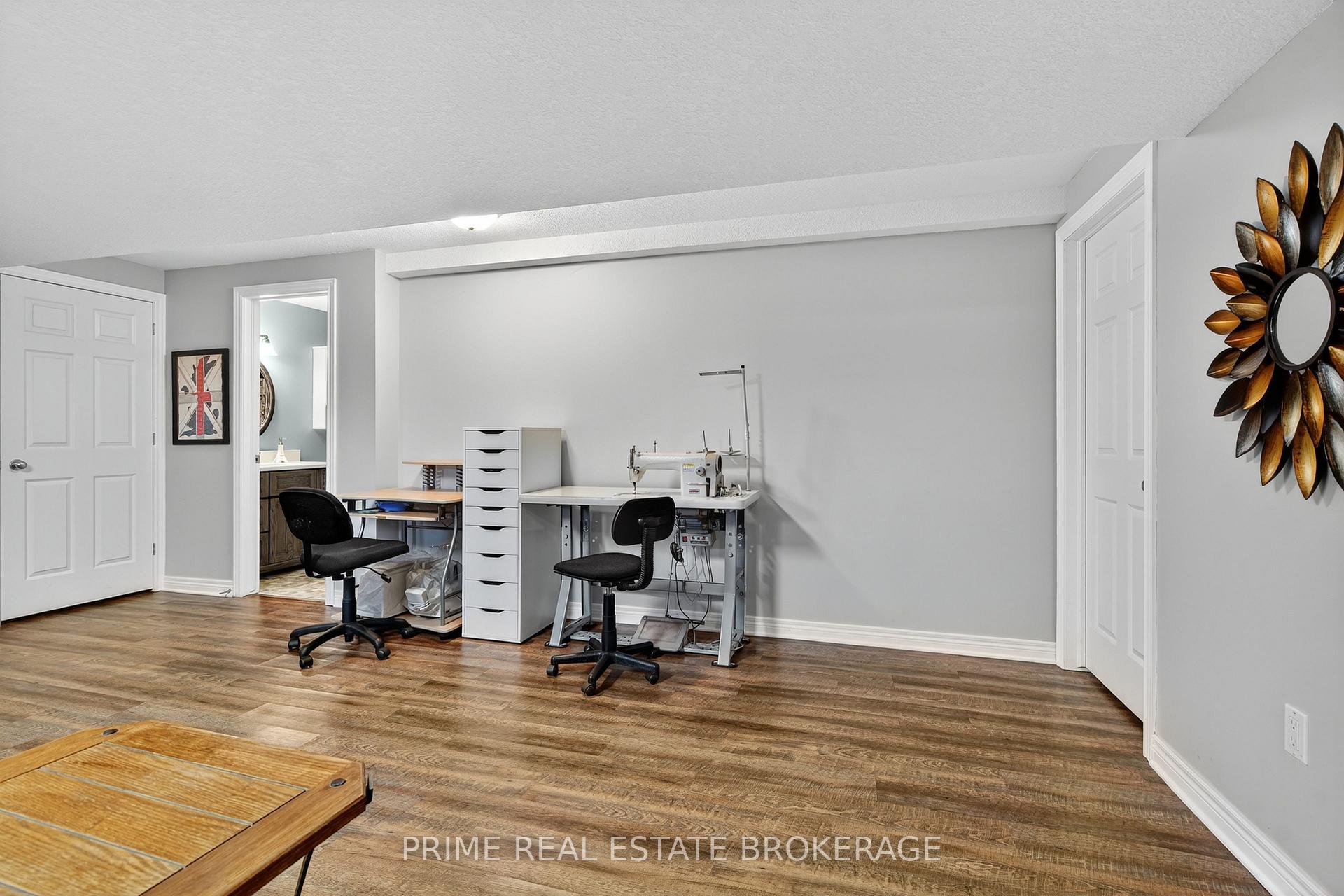 Photo 31 of 15 Harrington Crescent, St. Thomas — HOMEH