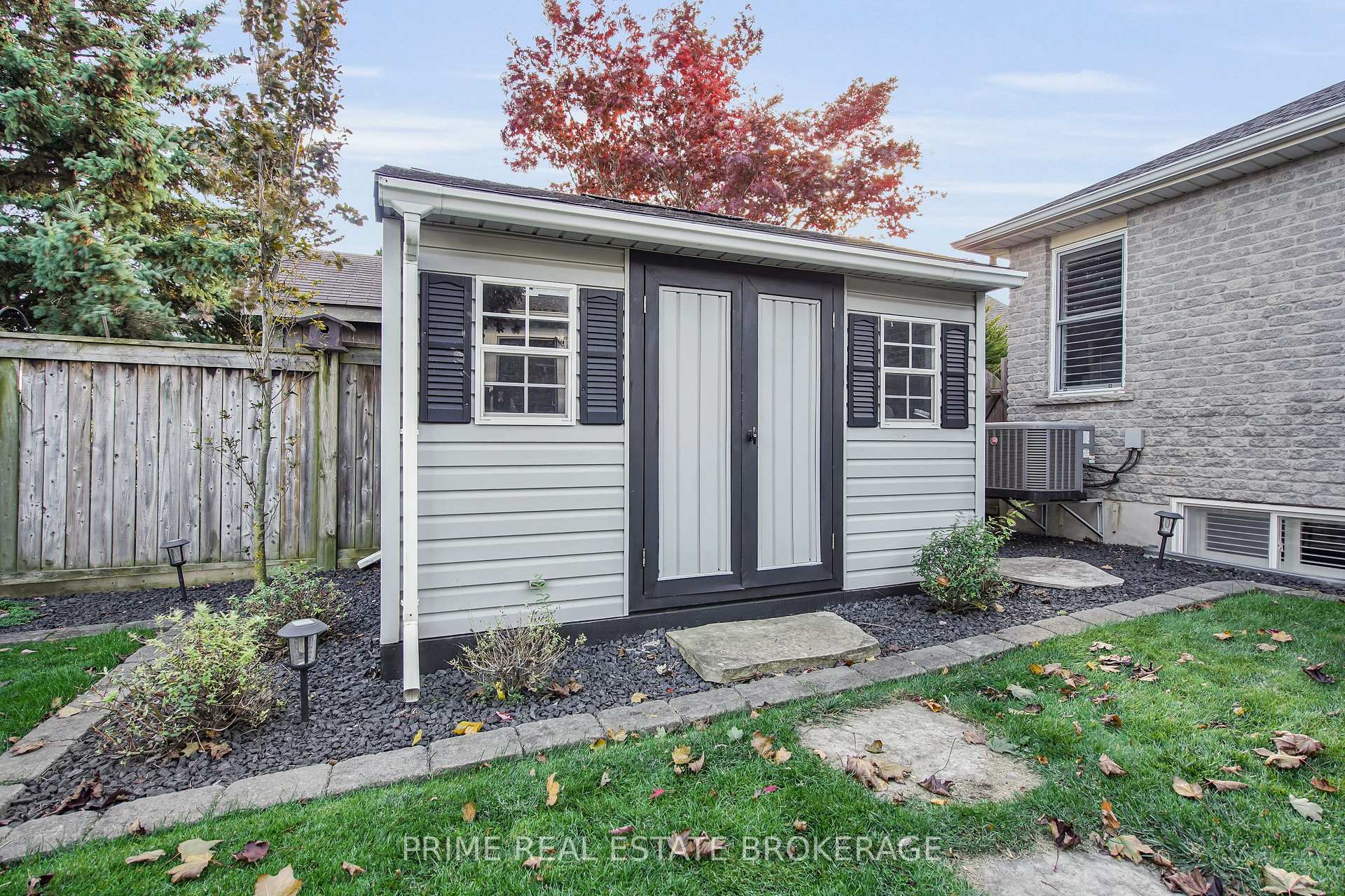 Photo 46 of 15 Harrington Crescent, St. Thomas — HOMEH