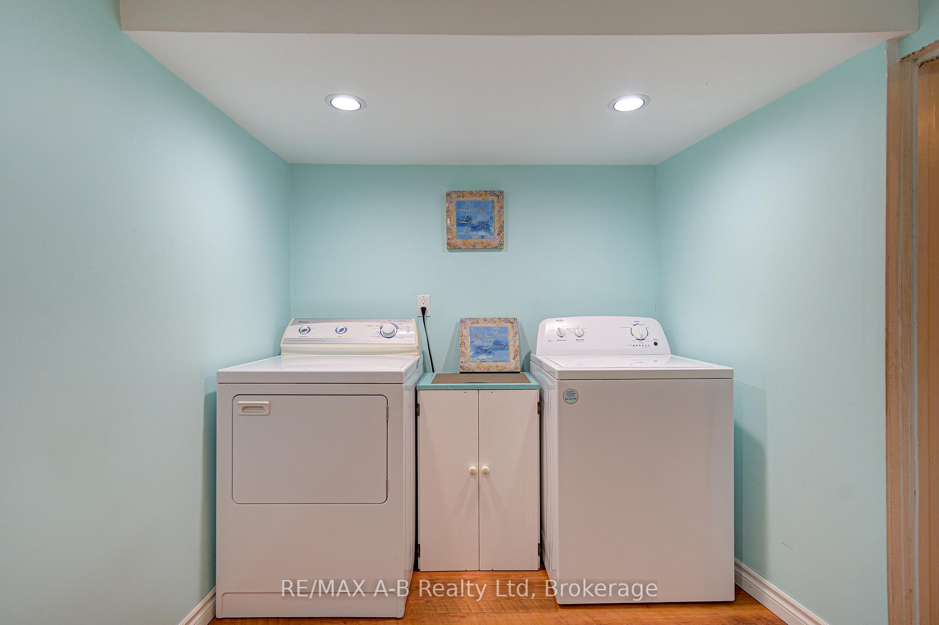 Photo 22 of 137 Dufferin Street, Stratford — HOMEH
