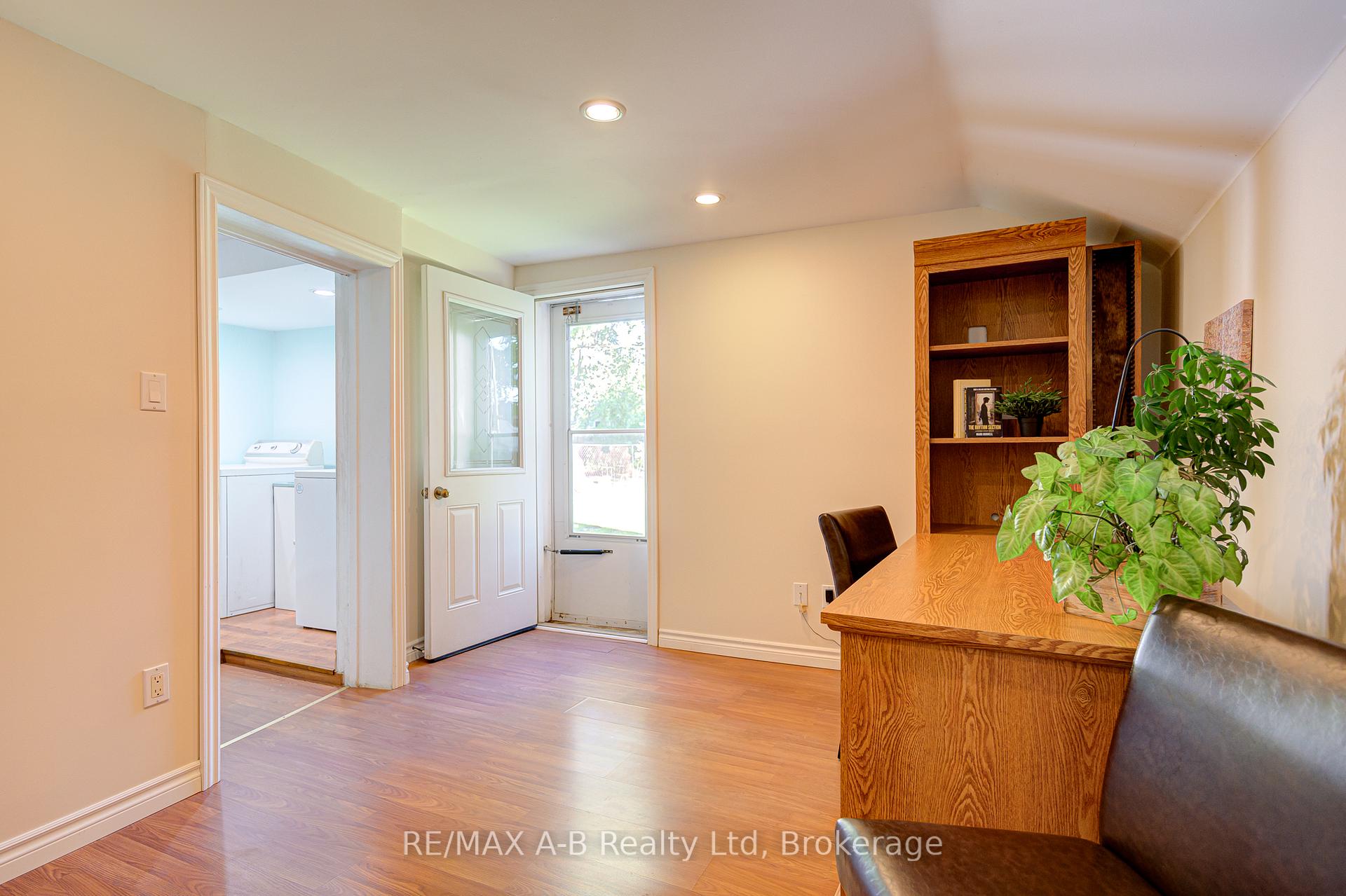 Photo 26 of 137 Dufferin Street, Stratford — HOMEH