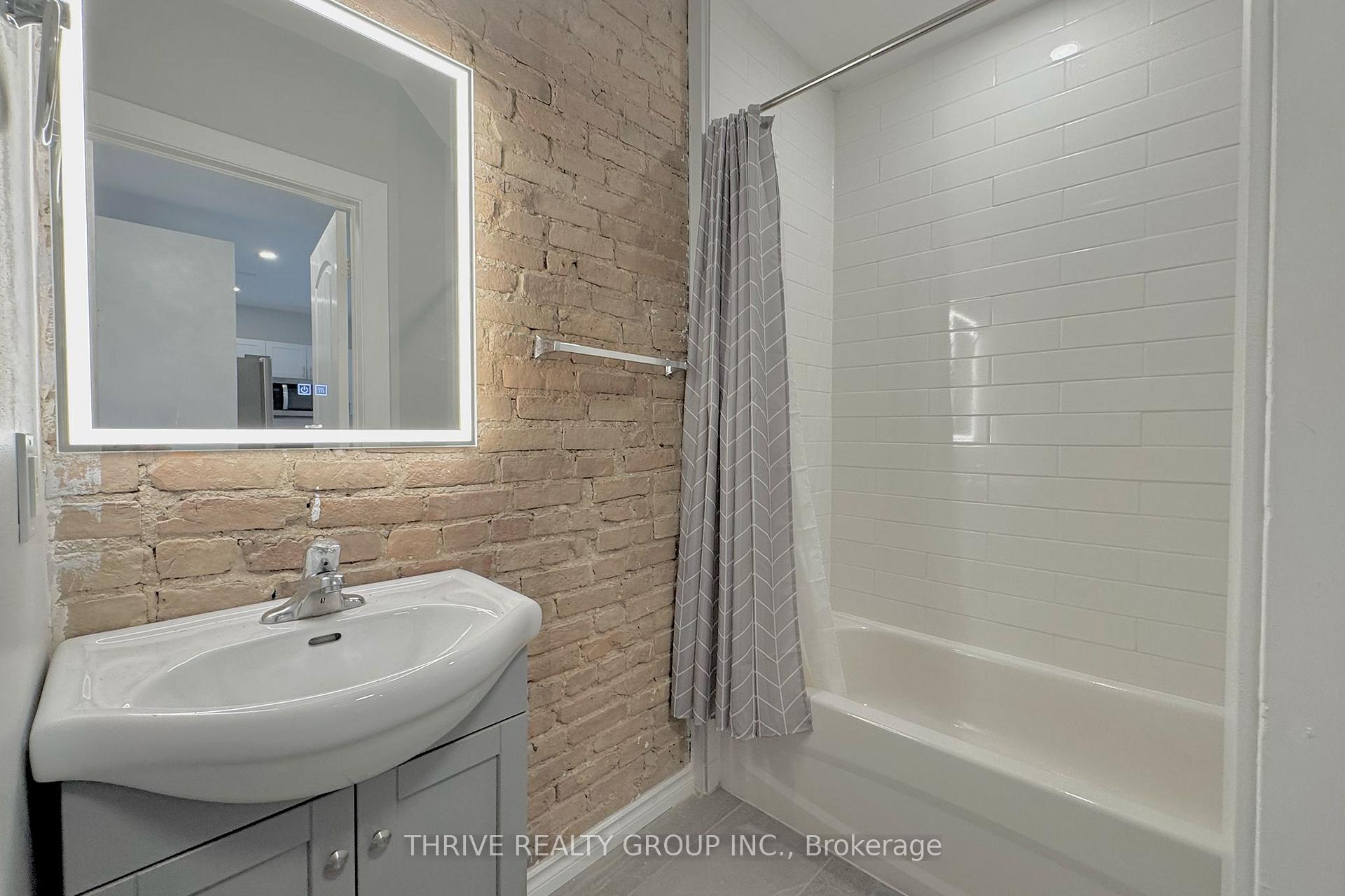 Photo 2 of Unit 14, 268 Talbot Street, St. Thomas — HOMEH
