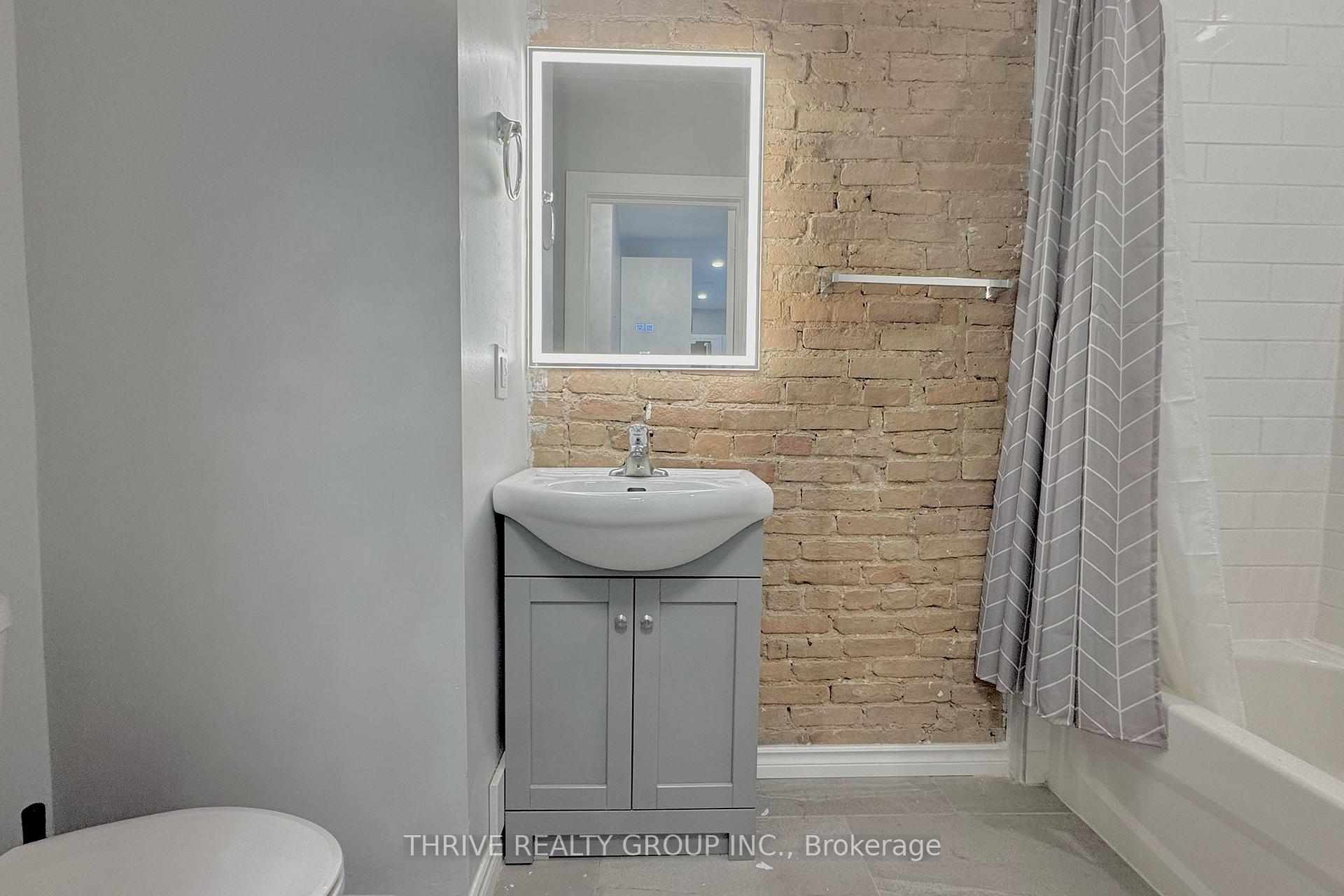 Photo 4 of Unit 14, 268 Talbot Street, St. Thomas — HOMEH