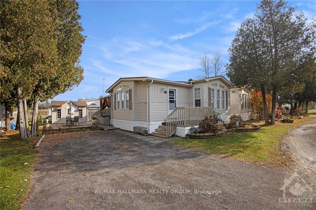 Photo 3 of 14 Yvette, Ottawa, Remainder of Stittsville & Area — HOMEH