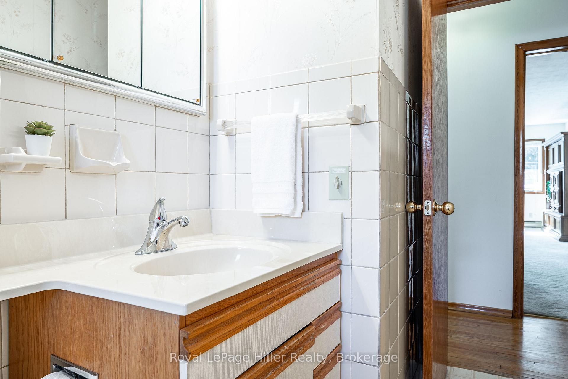 Photo 13 of 56 Gordon Street, Stratford — HOMEH