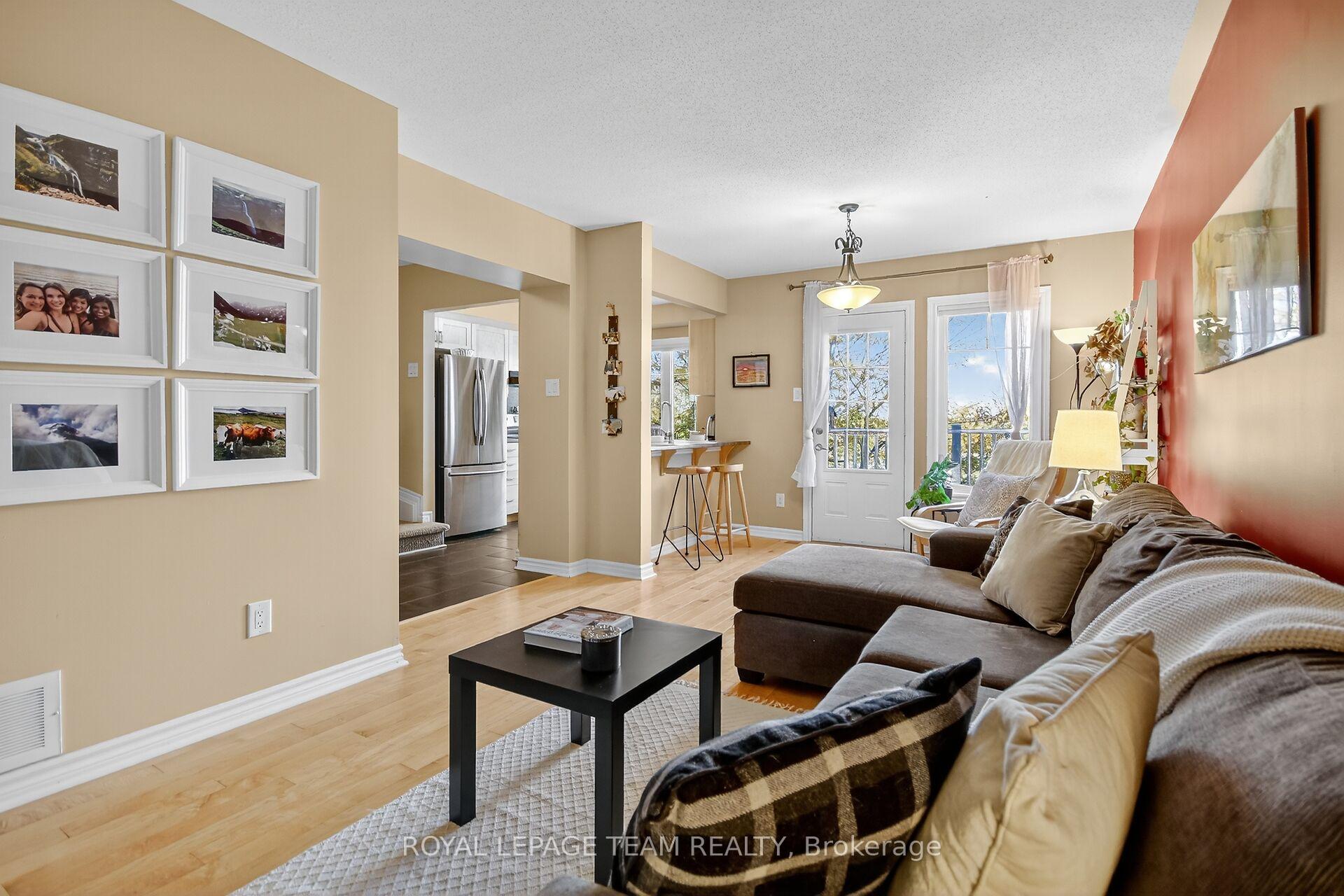 Photo 3 of 277 Aquilo Crescent, Ottawa, Stittsville (North) — HOMEH