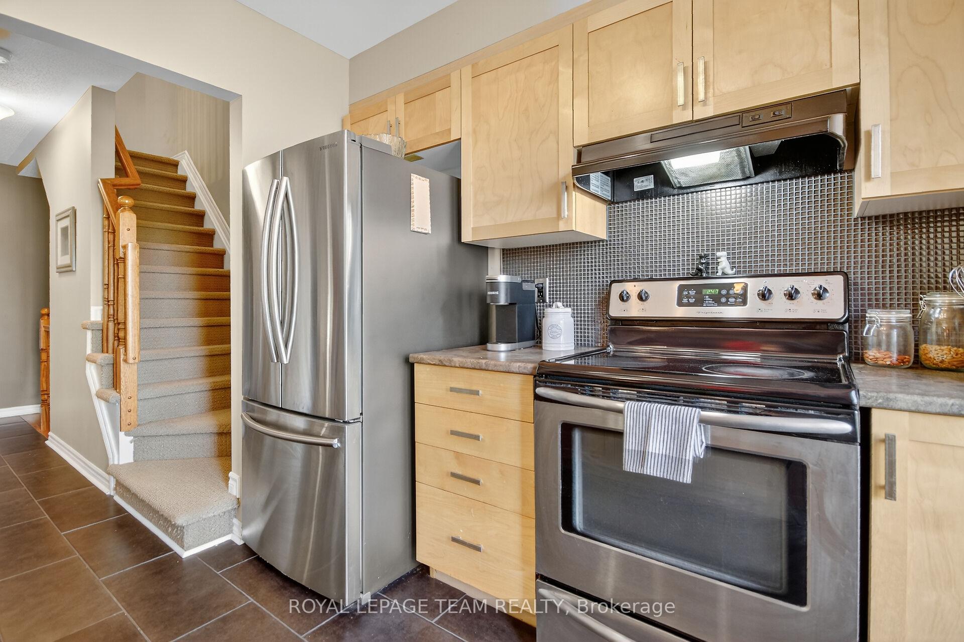 Photo 23 of 277 Aquilo Crescent, Ottawa, Stittsville (North) — HOMEH