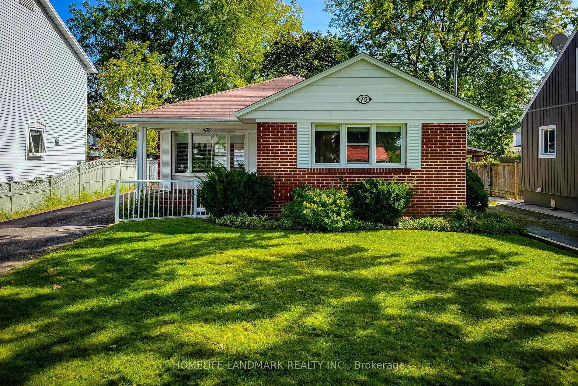 Photo 1 of Unit Upper, 75 Bayview Drive, St. Catharines, Port Dalhousie — HOMEH