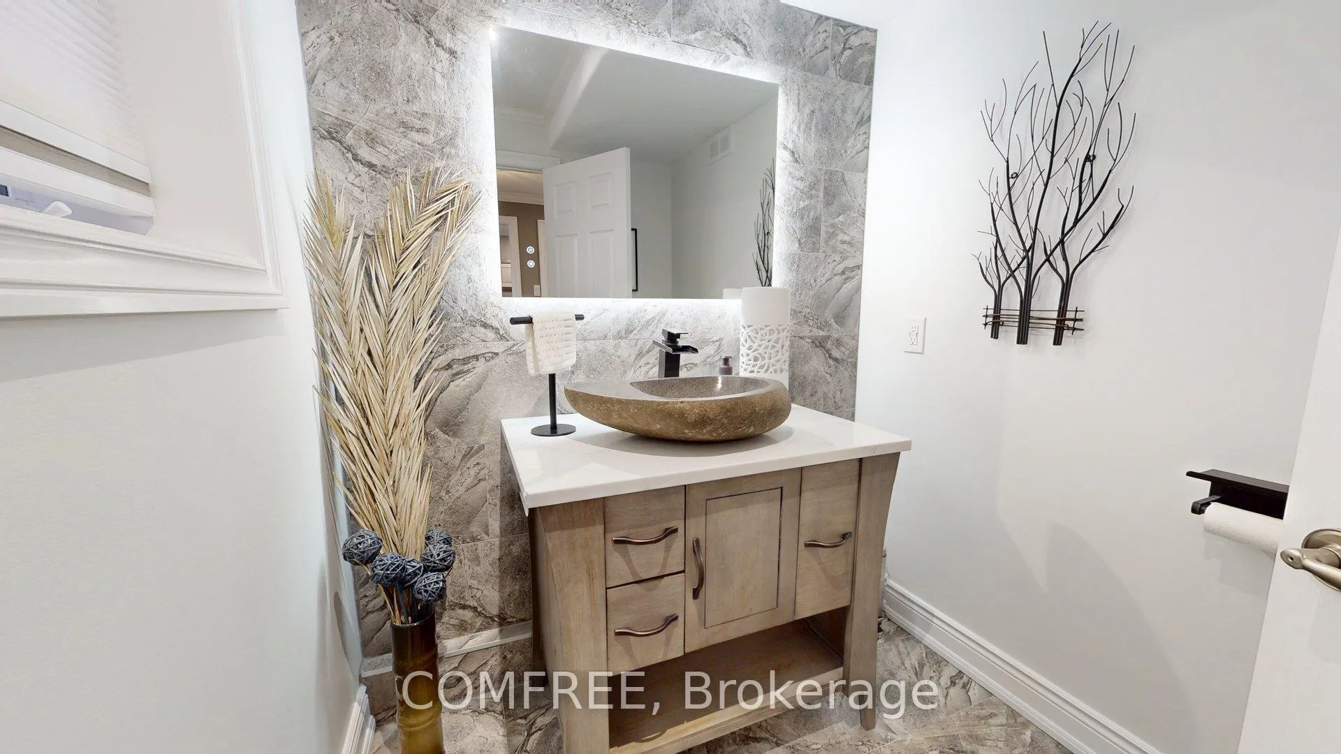 Photo 12 of 70 Wilderness Way, Ottawa, Stittsville (North) — HOMEH