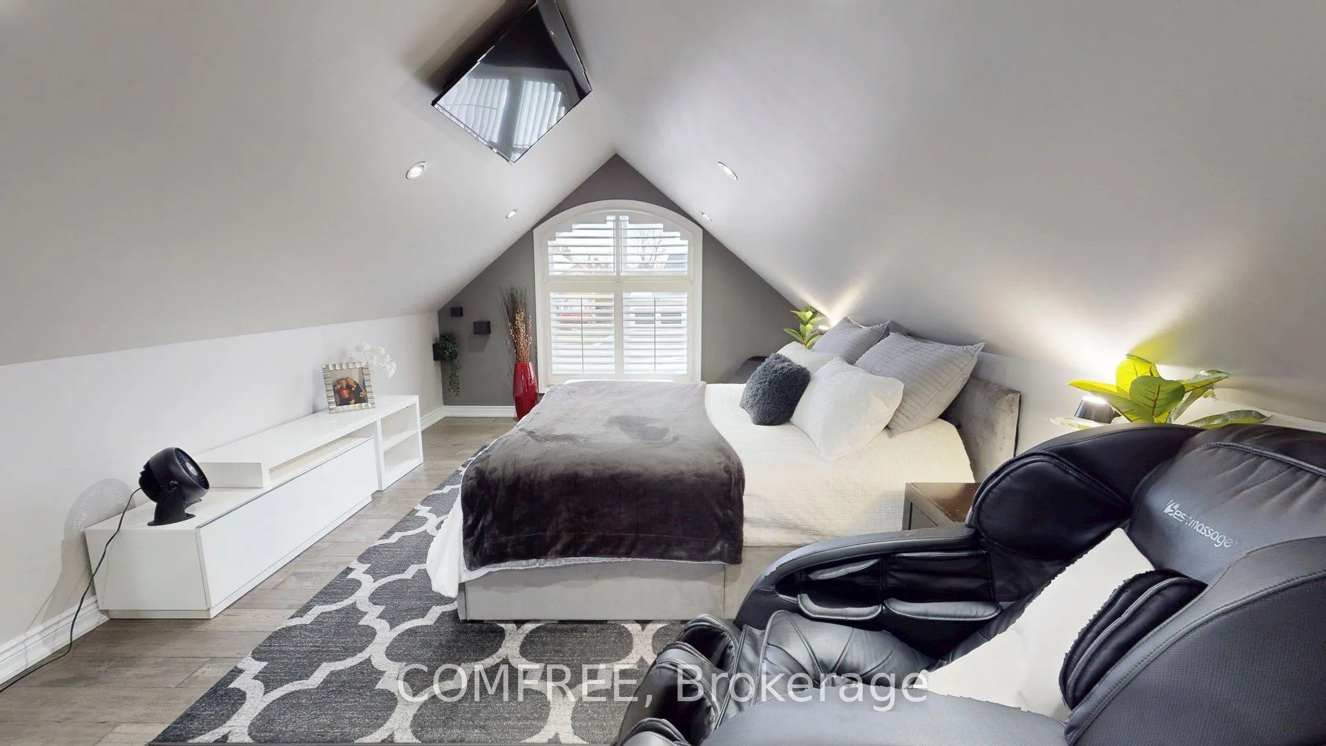 Photo 15 of 70 Wilderness Way, Ottawa, Stittsville (North) — HOMEH
