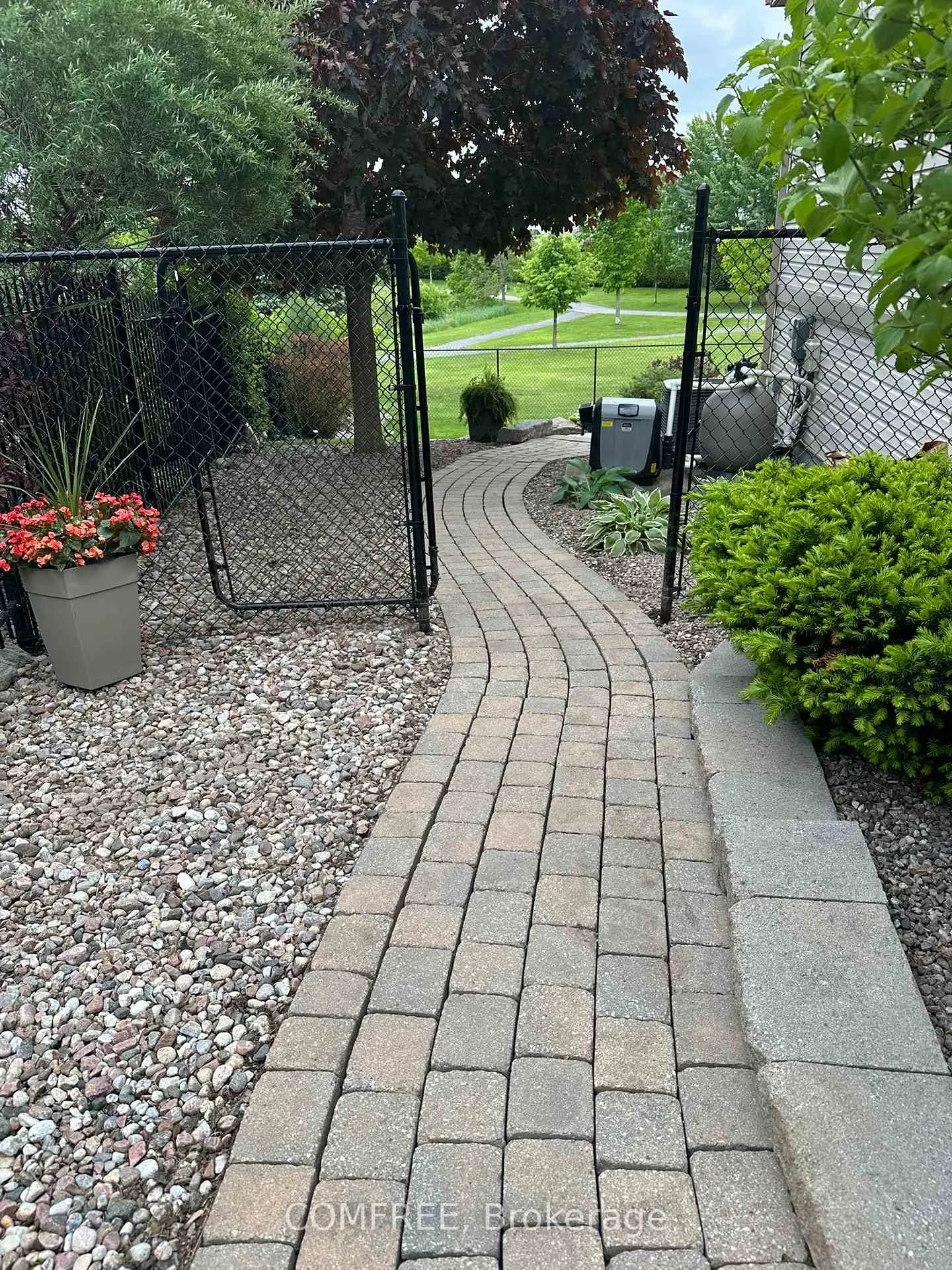 Photo 33 of 70 Wilderness Way, Ottawa, Stittsville (North) — HOMEH