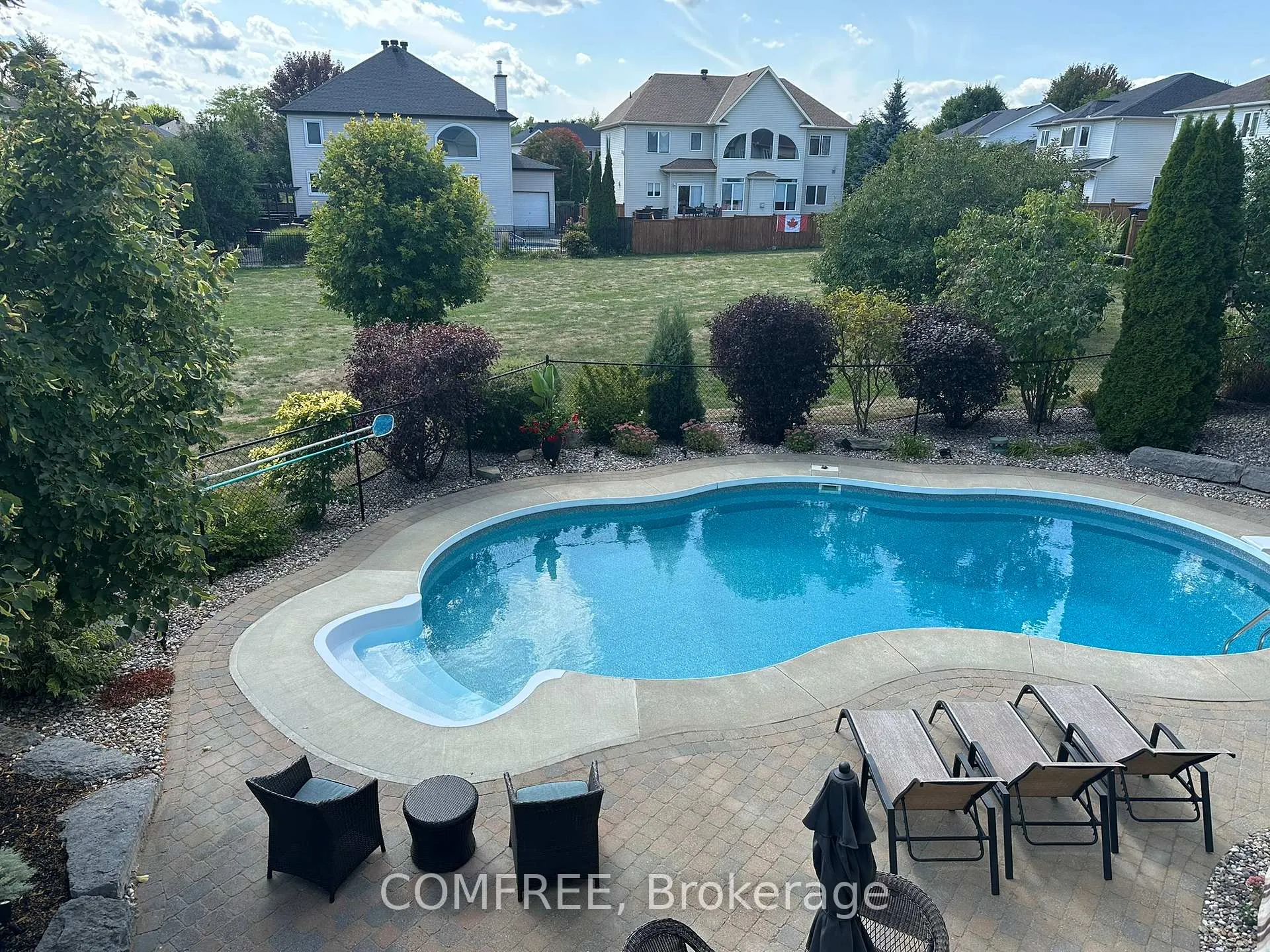 Photo 37 of 70 Wilderness Way, Ottawa, Stittsville (North) — HOMEH