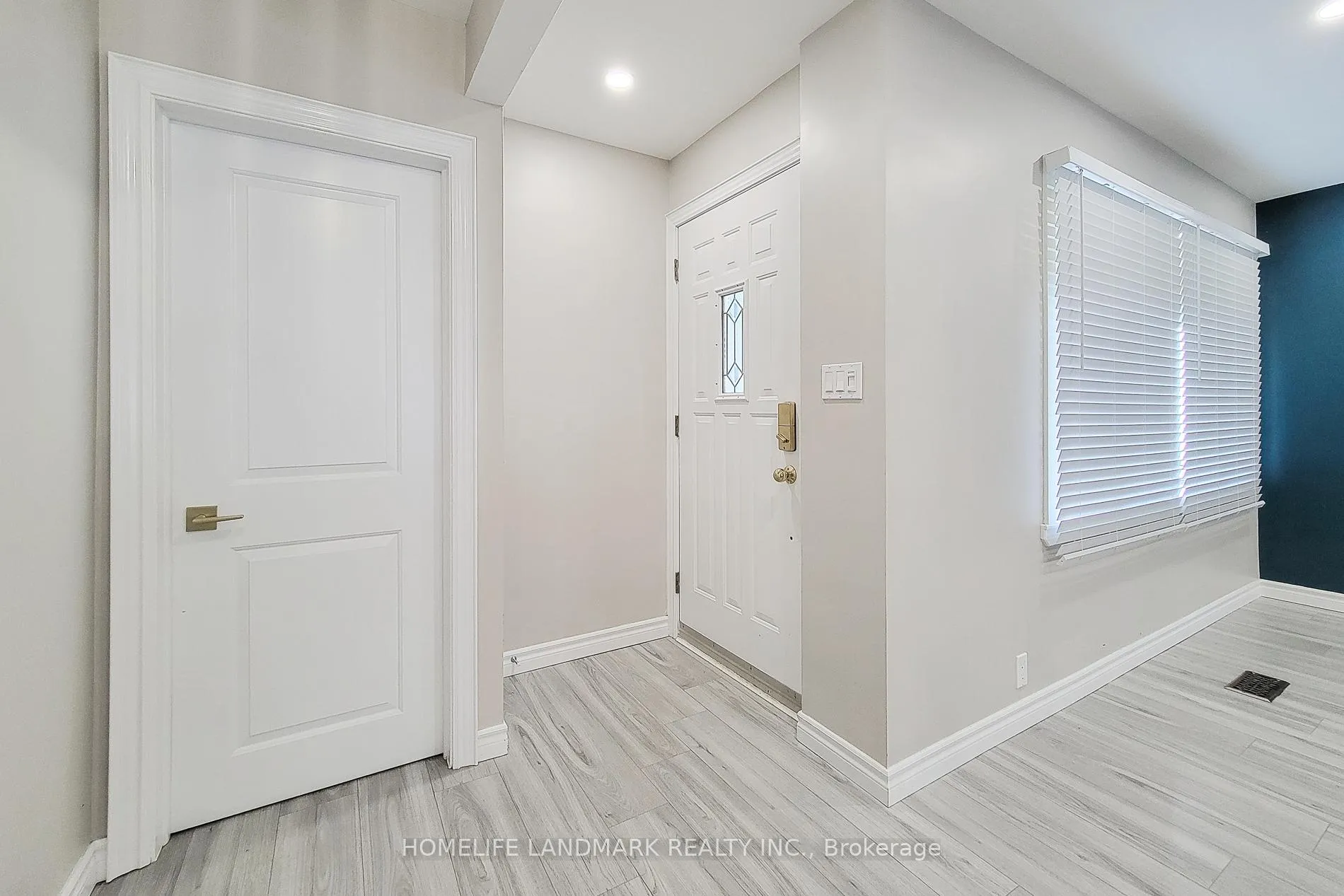 Photo 4 of 75 Bayview Drive, St. Catharines, Port Dalhousie — HOMEH