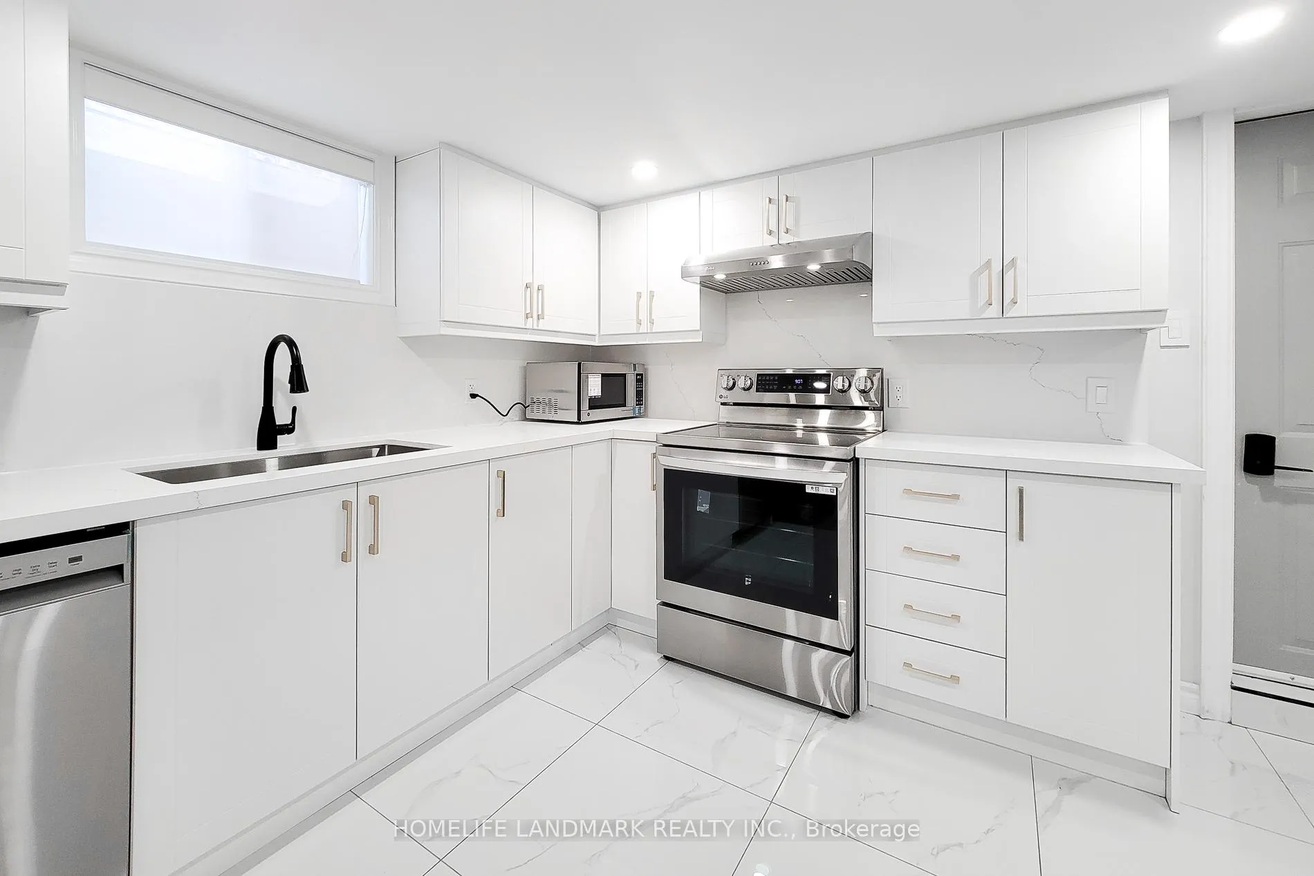 Photo 29 of 75 Bayview Drive, St. Catharines, Port Dalhousie — HOMEH