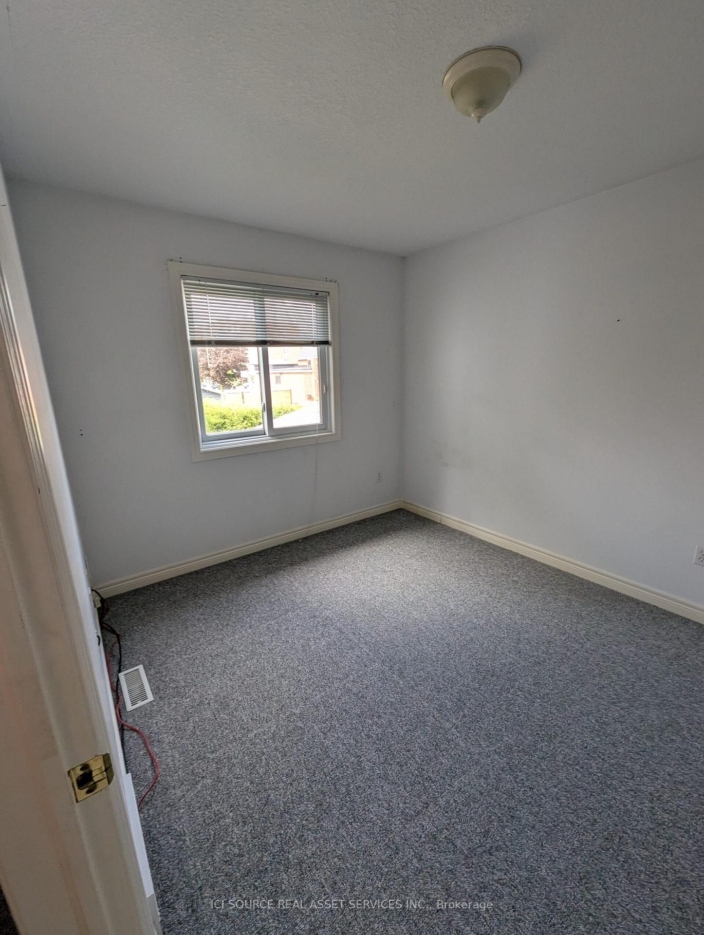 Photo 13 of 462 Albert Street, Stratford — HOMEH