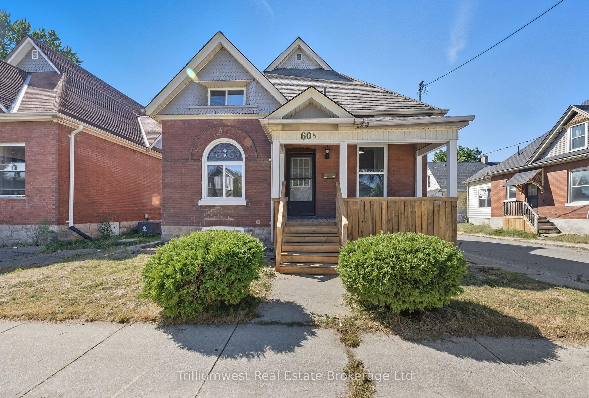 Photo 1 of 60 1/2 St Catharine Street, St. Thomas — HOMEH