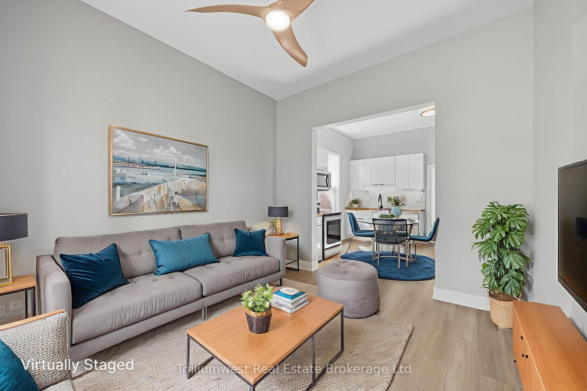 Photo 9 of 60 1/2 St Catharine Street, St. Thomas — HOMEH