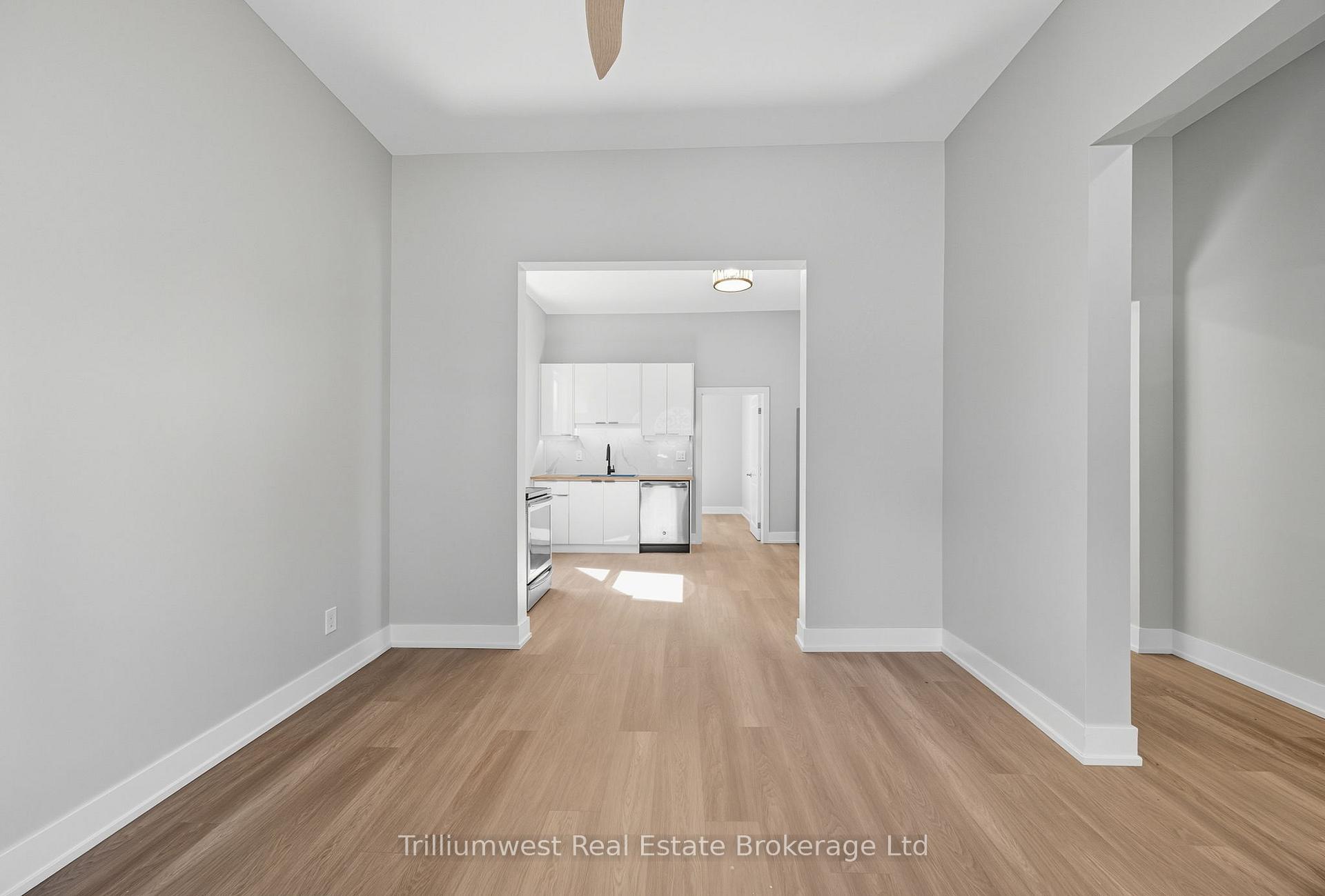 Photo 12 of 60 1/2 St Catharine Street, St. Thomas — HOMEH