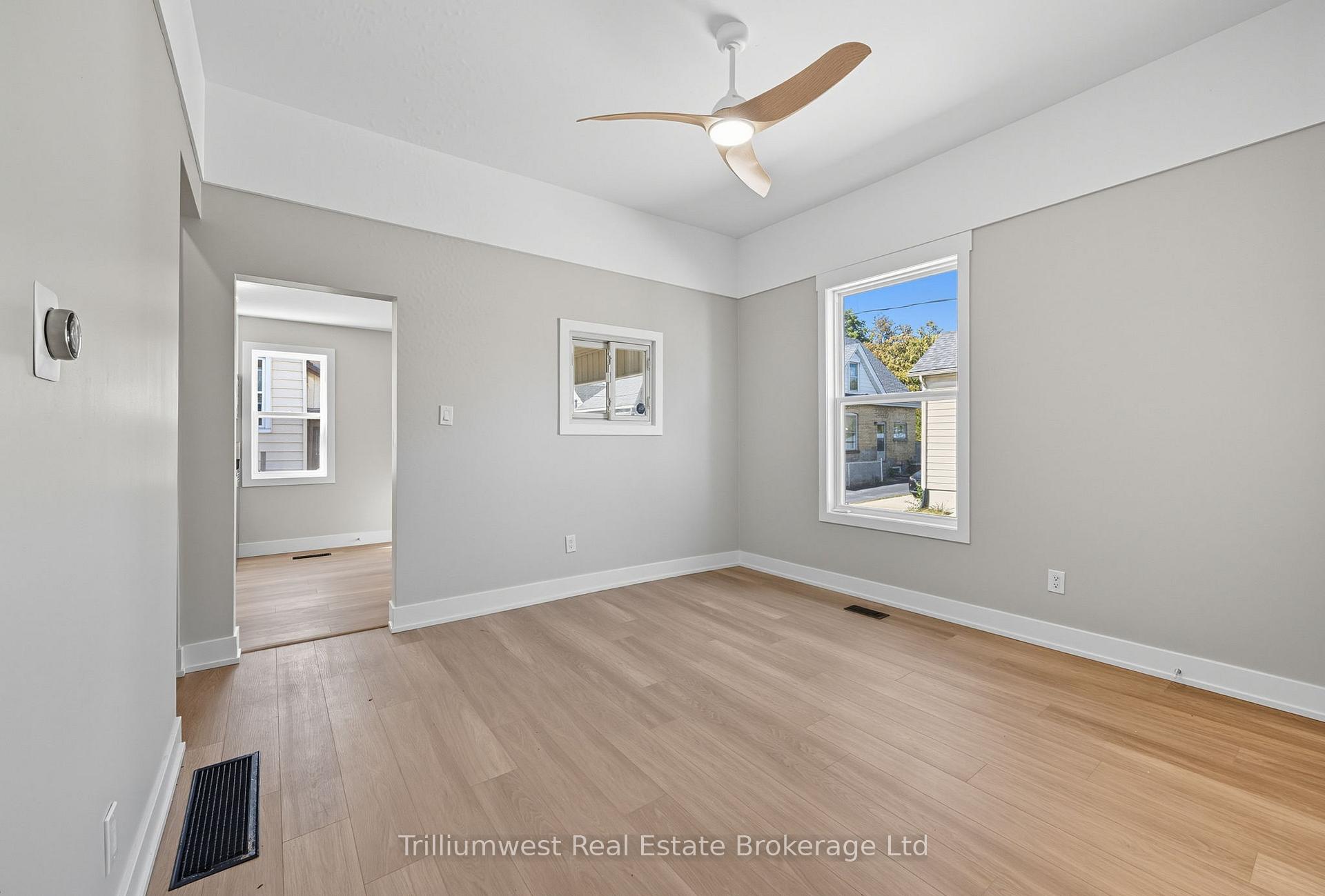 Photo 37 of 60 1/2 St Catharine Street, St. Thomas — HOMEH