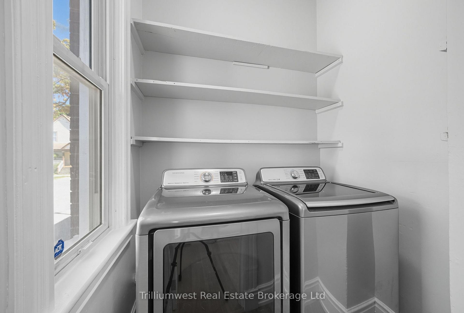 Photo 39 of 60 1/2 St Catharine Street, St. Thomas — HOMEH