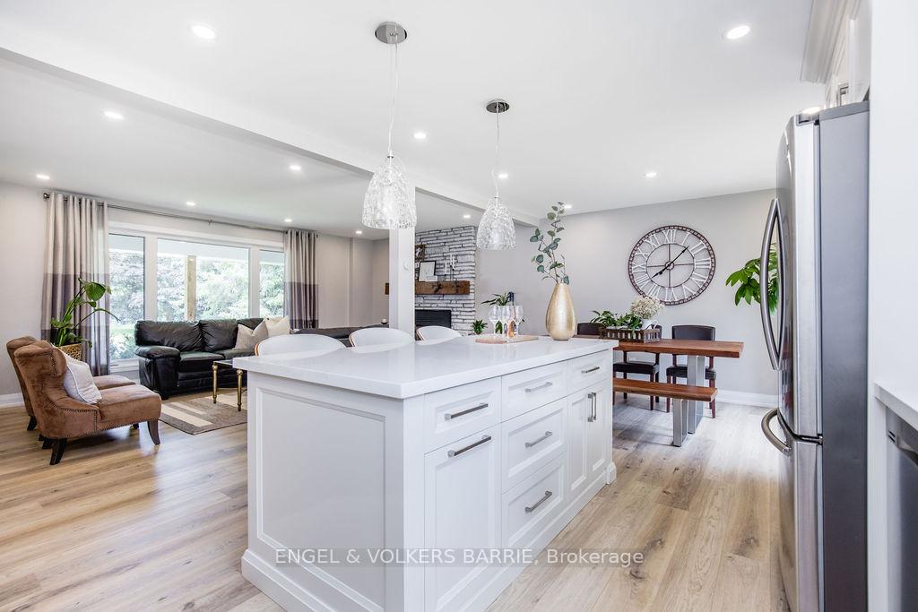 Photo 7 of 1175 Carson Road, Springwater, Midhurst — HOMEH