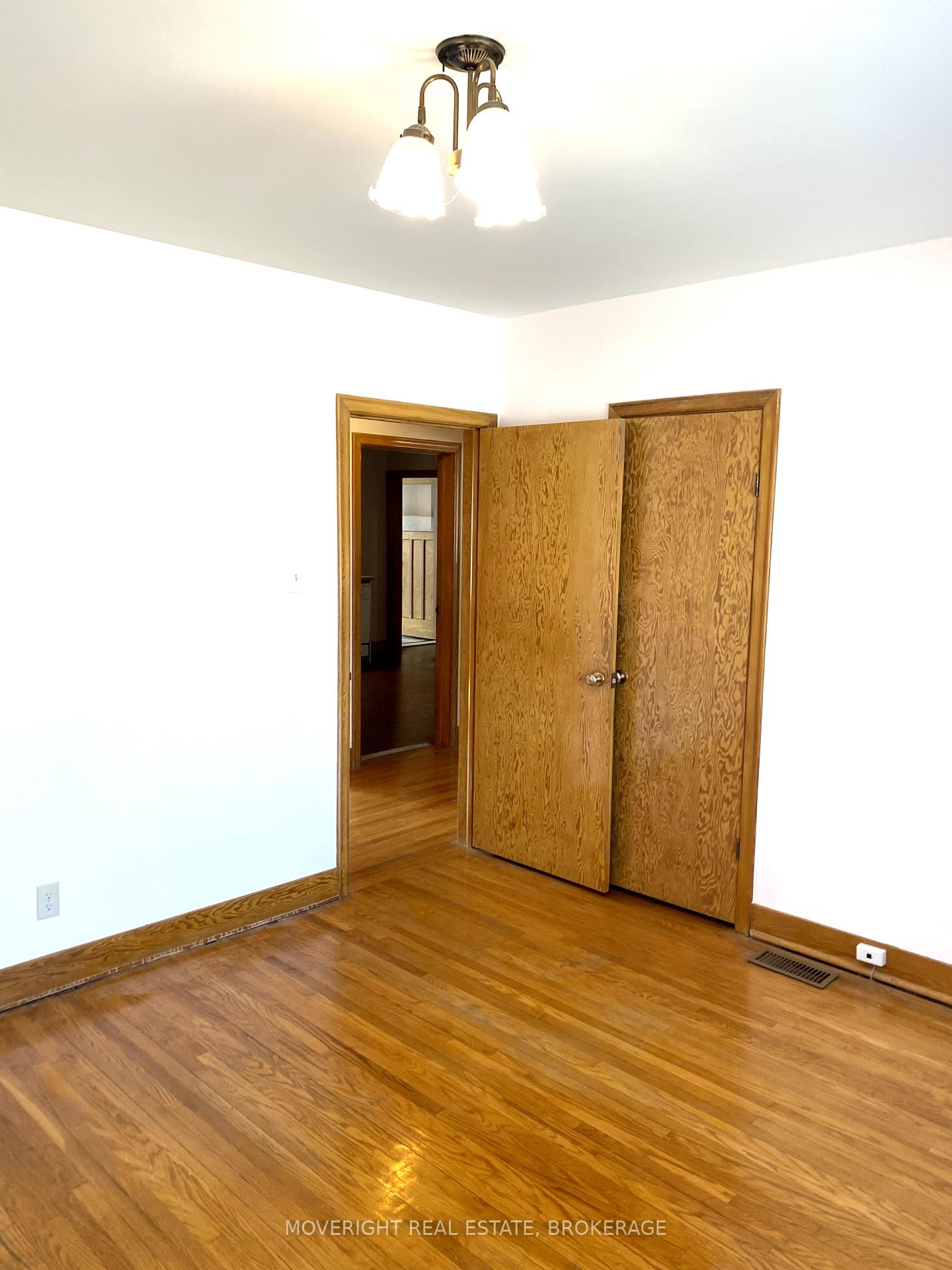 Photo 9 of 12 Ted Street, St. Catharines, Fairview — HOMEH
